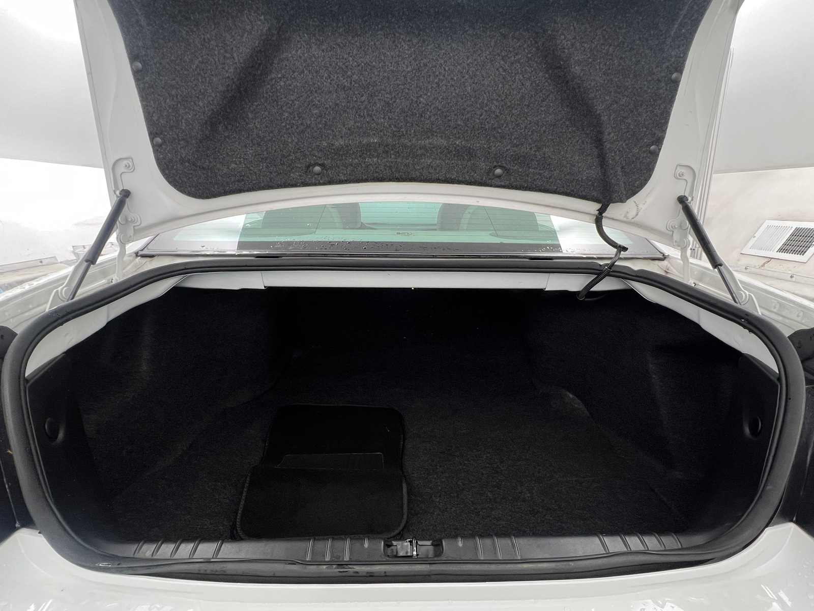 Thumbnail: 2014 Chevrolet Impala - 7