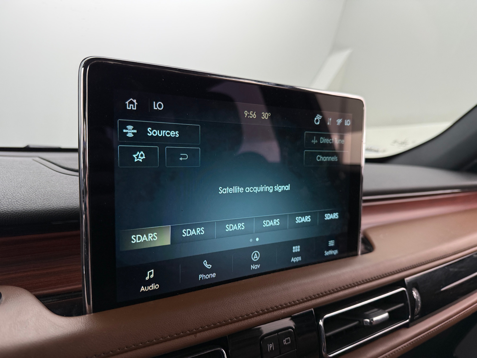 Thumbnail: 2021 Lincoln Aviator - 3