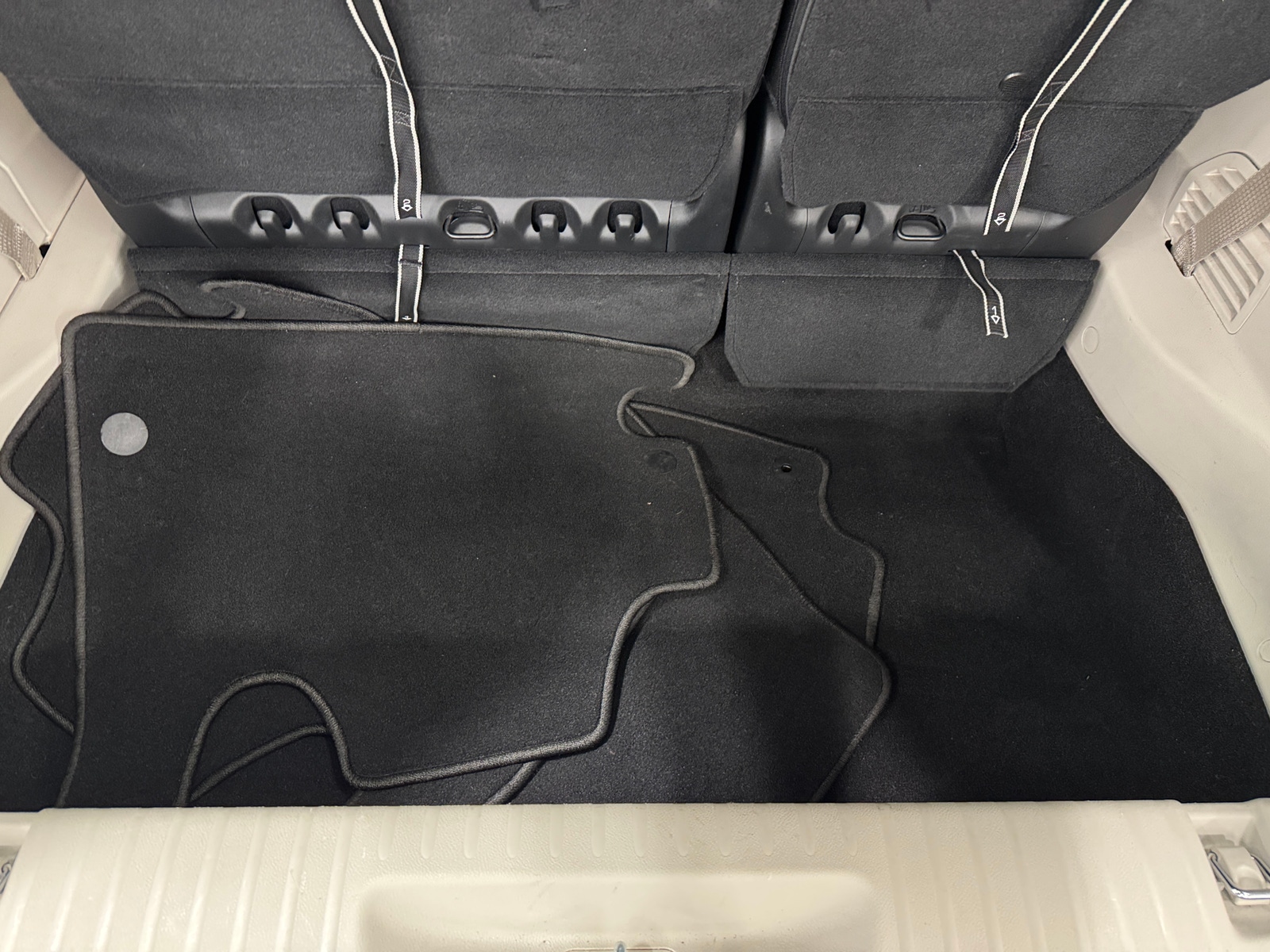 Thumbnail: 2024 Chrysler Pacifica - 6