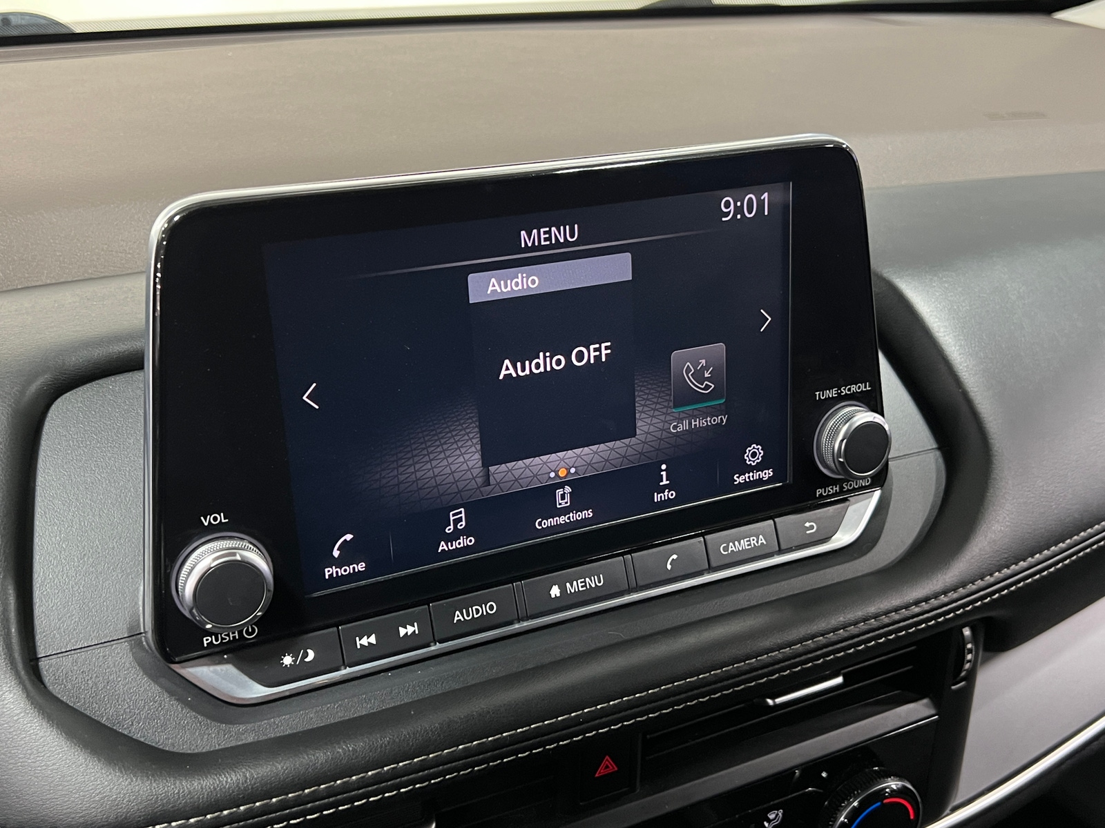 Thumbnail: 2021 Nissan Rogue - 4