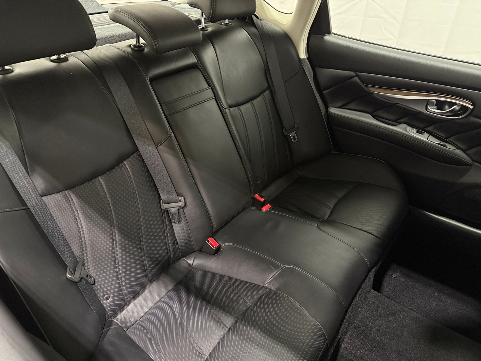 Thumbnail: 2015 INFINITI Q70 - 5