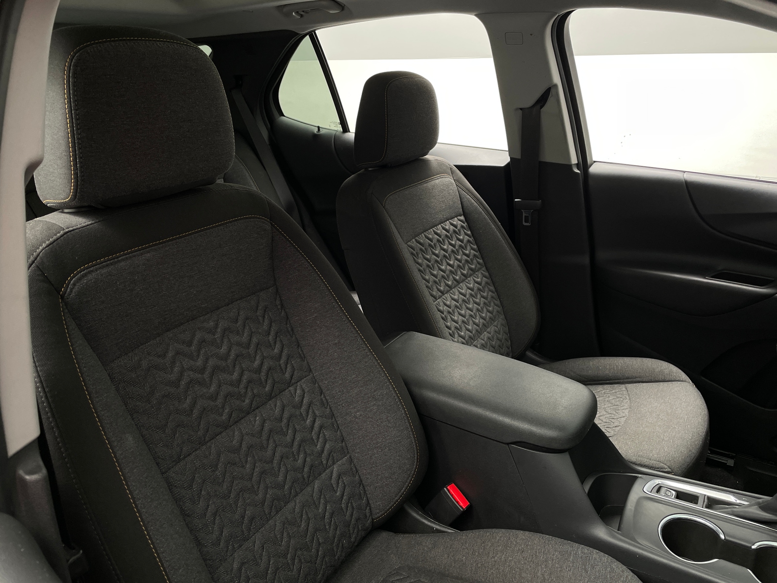 Thumbnail: 2022 Chevrolet Equinox - 2