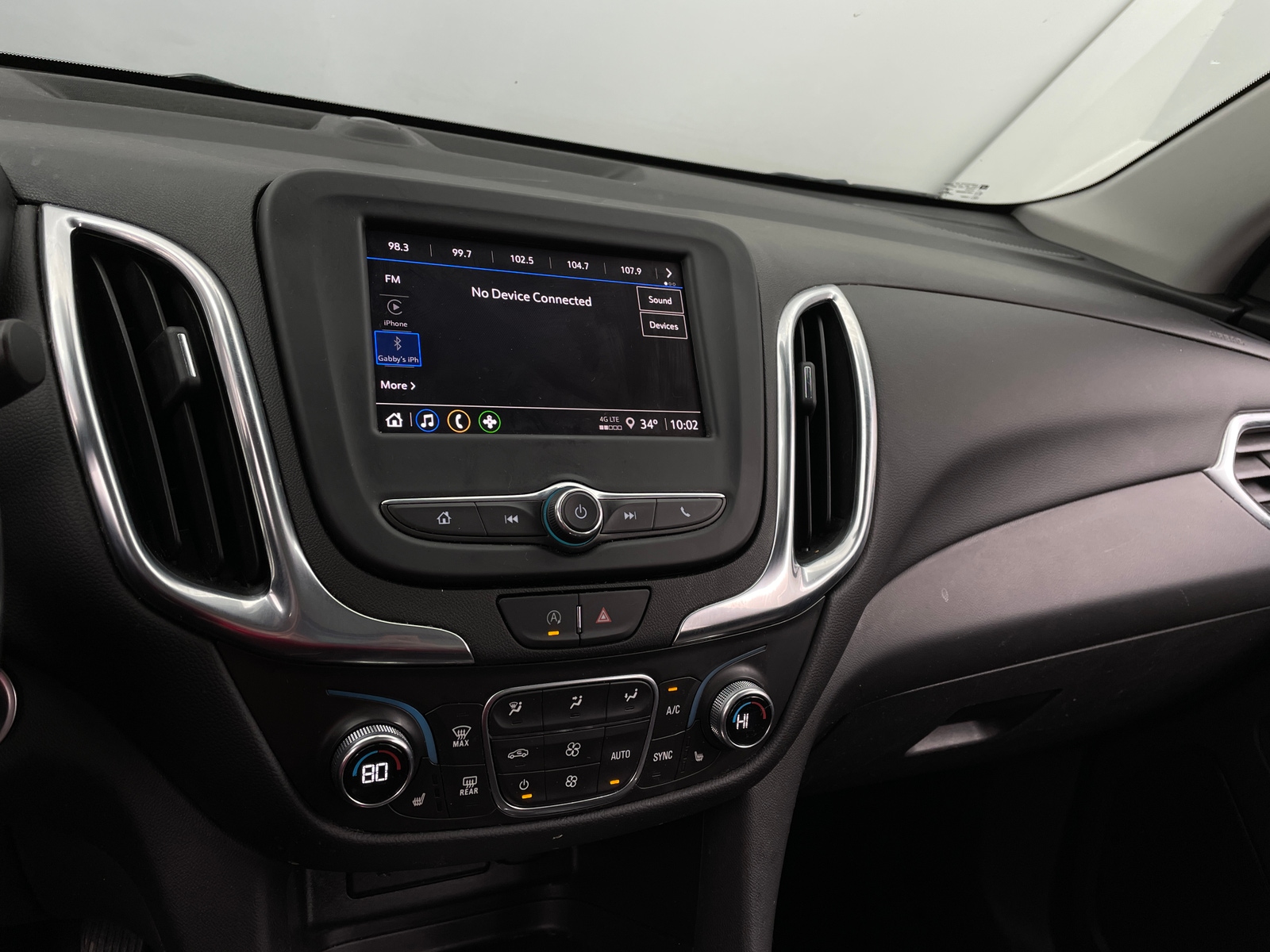 Thumbnail: 2022 Chevrolet Equinox - 4