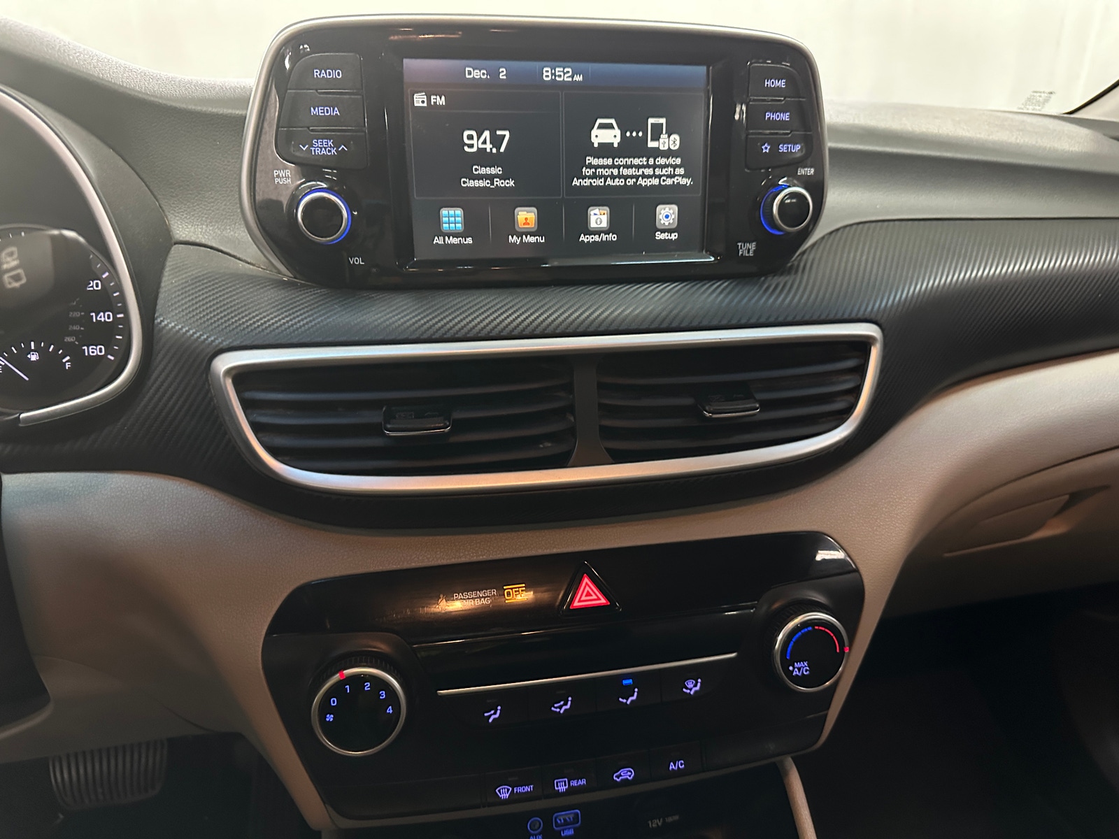 Thumbnail: 2020 Hyundai Tucson - 4