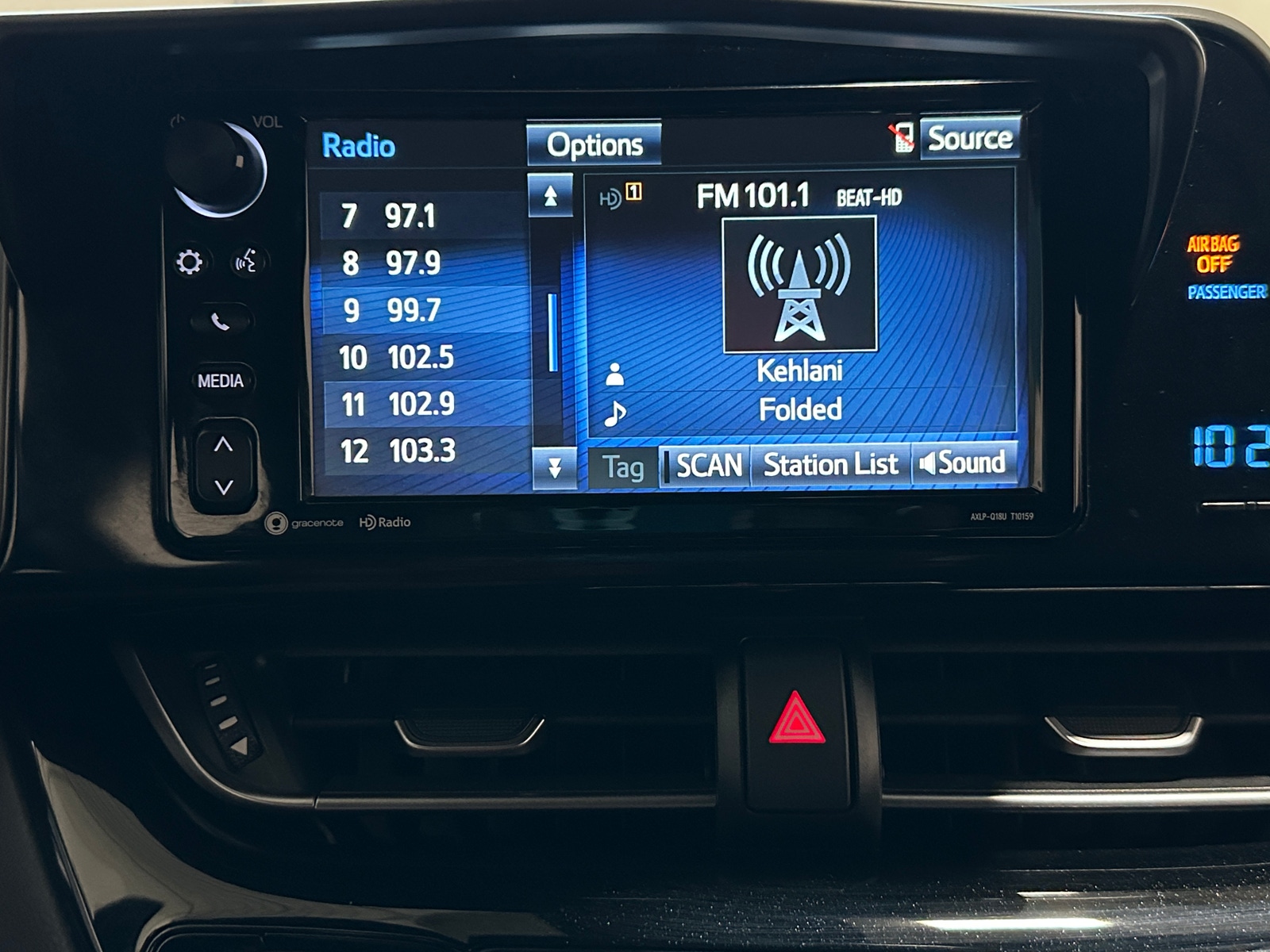 Thumbnail: 2018 Toyota C-HR - 4