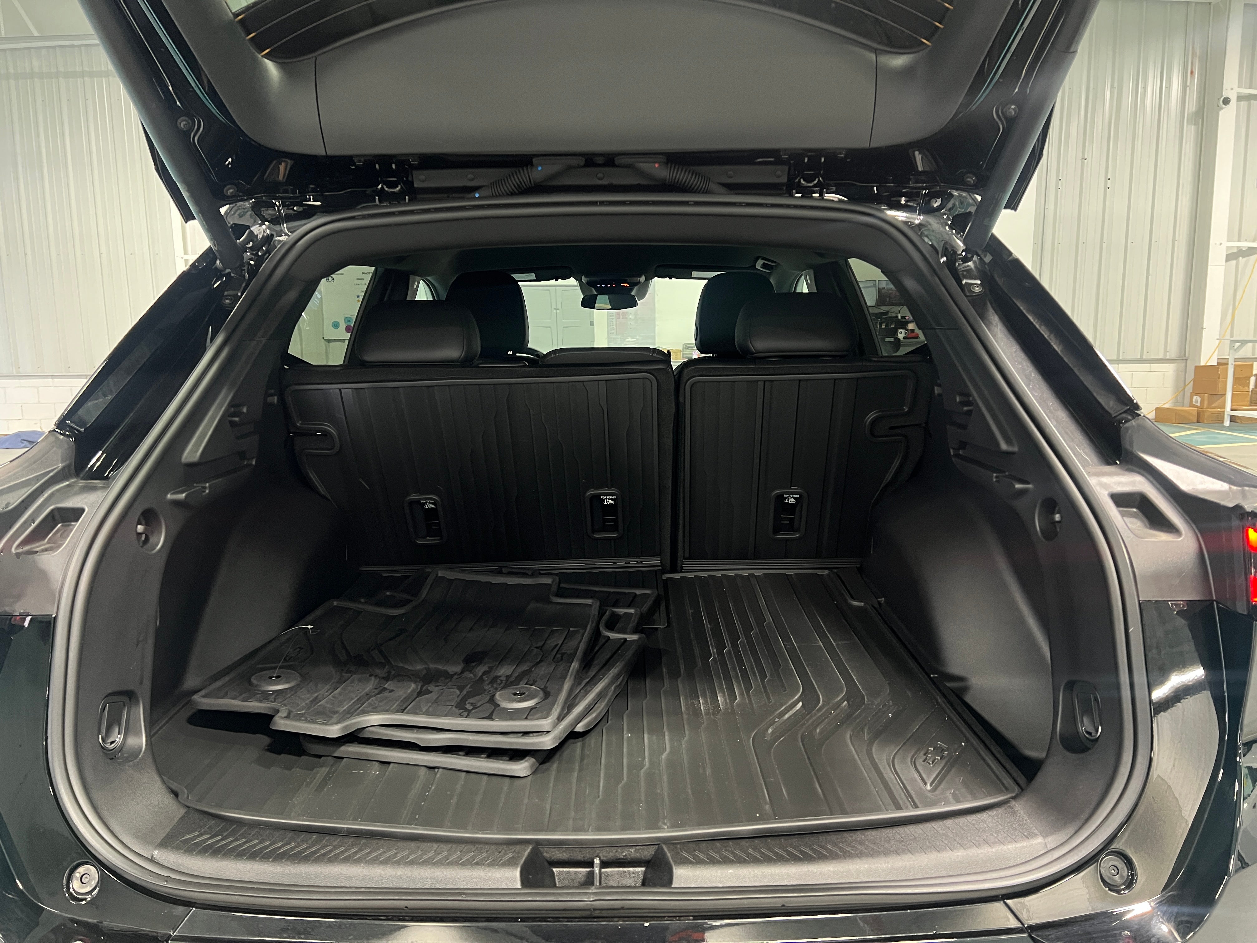 Used 2025 Chevrolet Equinox EV 1LT with VIN 3GN7DNRP4SS254586 for sale in Oak Creek, WI