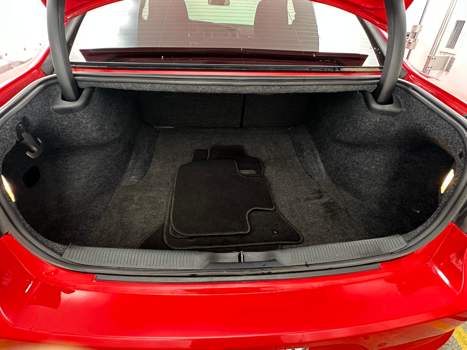 Thumbnail: 2019 Dodge Charger - 7