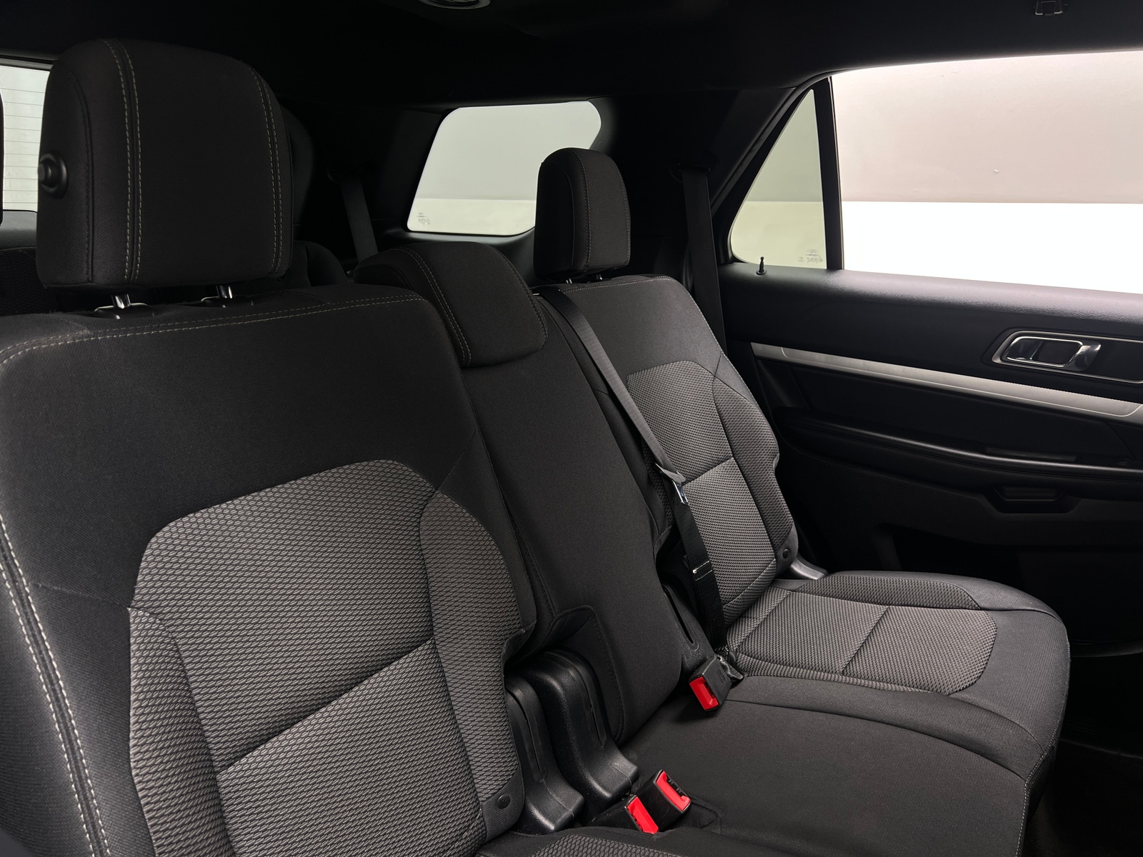 Thumbnail: 2017 Ford Explorer - 6