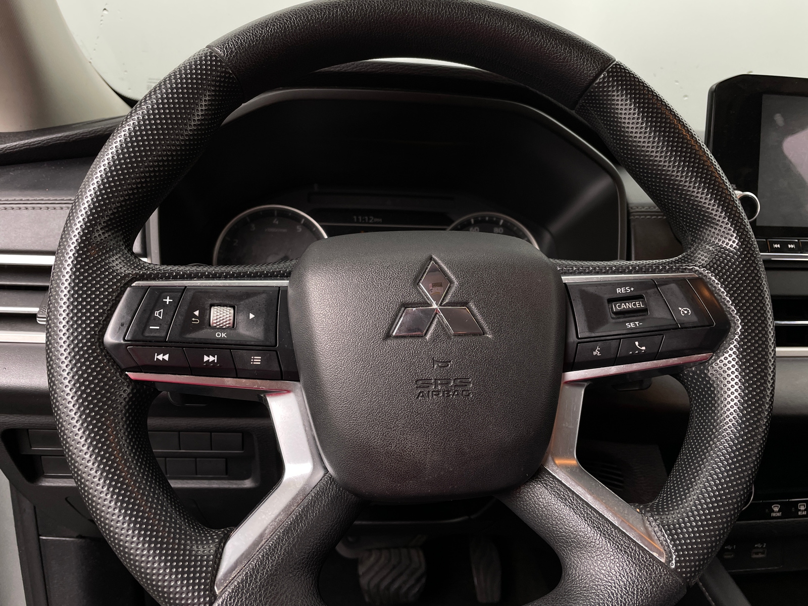 Thumbnail: 2022 Mitsubishi Outlander - 5