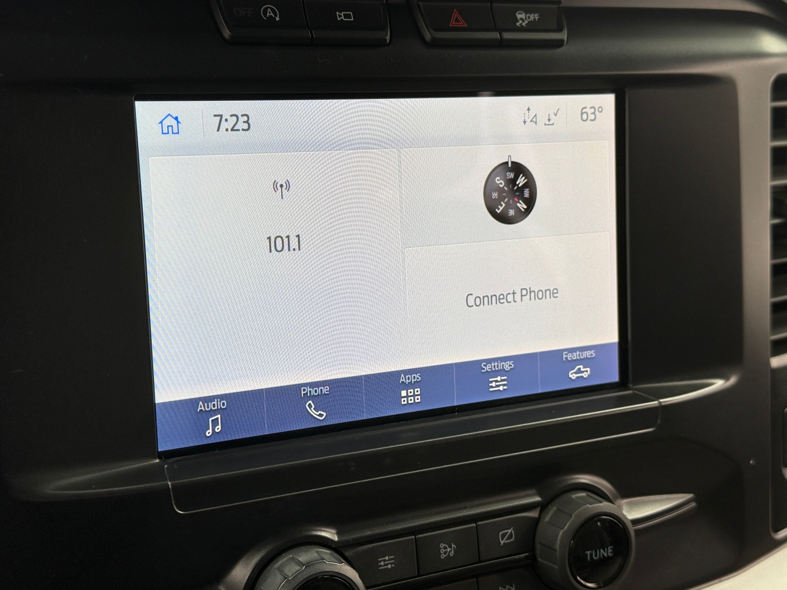 Thumbnail: 2021 Ford Econoline - 4