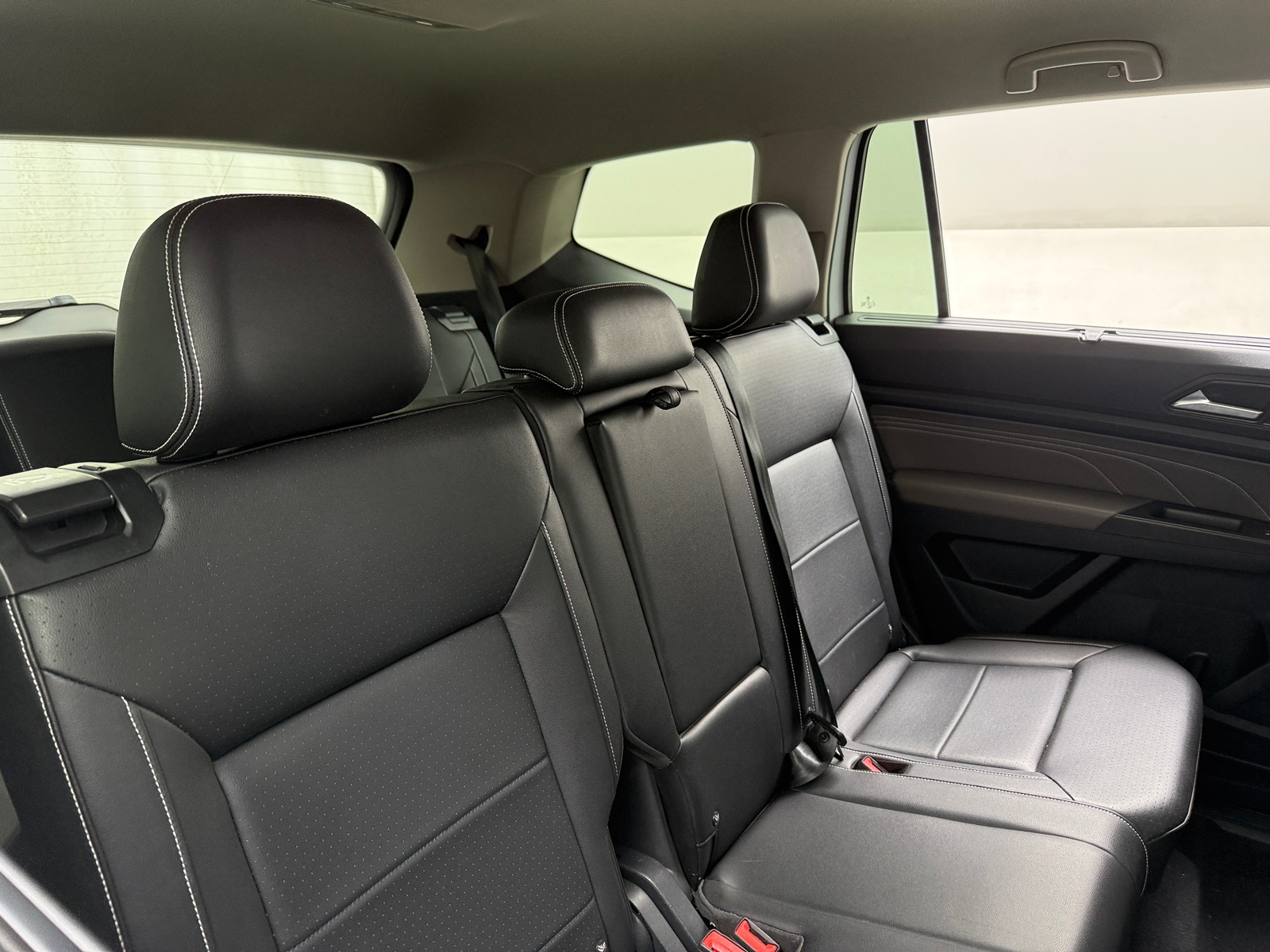 Thumbnail: 2023 Volkswagen Atlas - 5