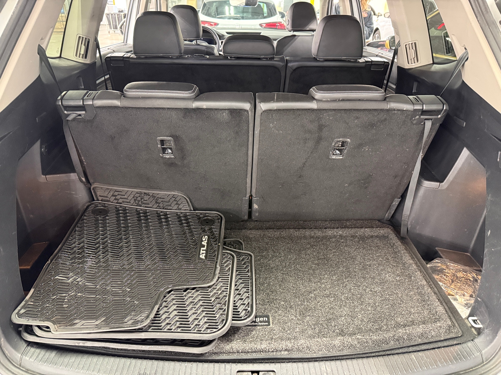 Thumbnail: 2023 Volkswagen Atlas - 6