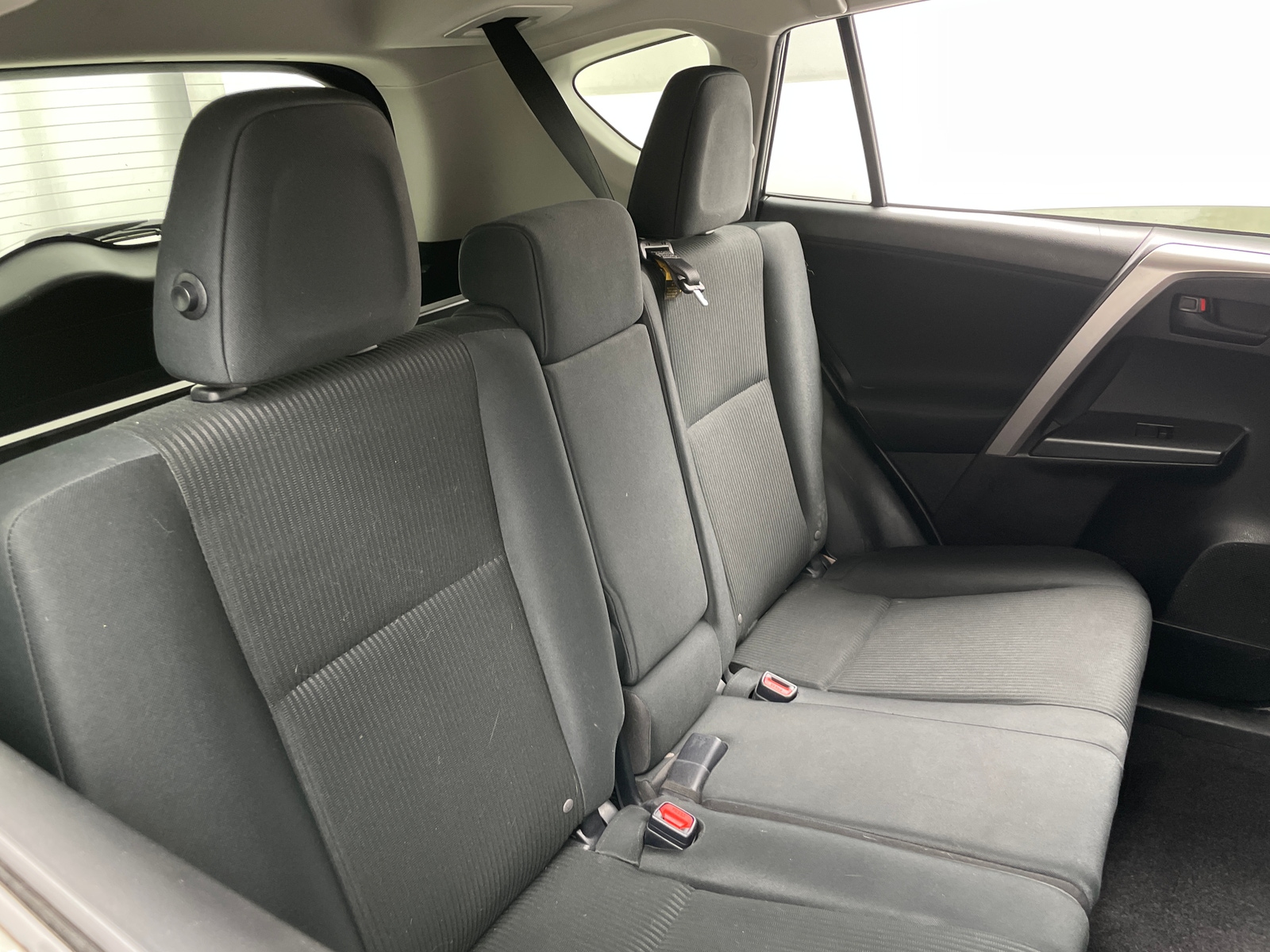 Thumbnail: 2018 Toyota RAV4 - 6