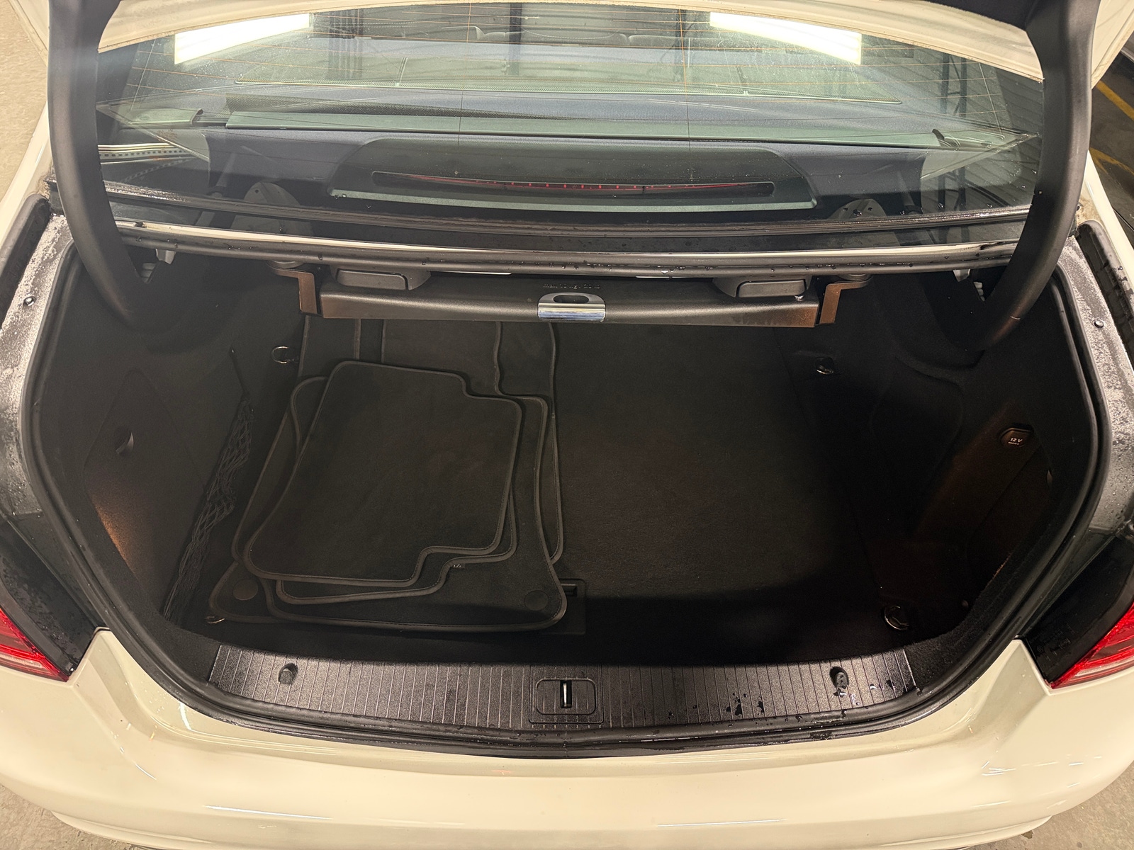 Thumbnail: 2016 Mercedes-Benz E-Class - 6