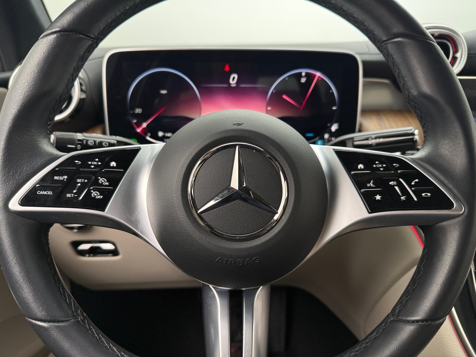 Thumbnail: 2023 Mercedes-Benz GLC - 4