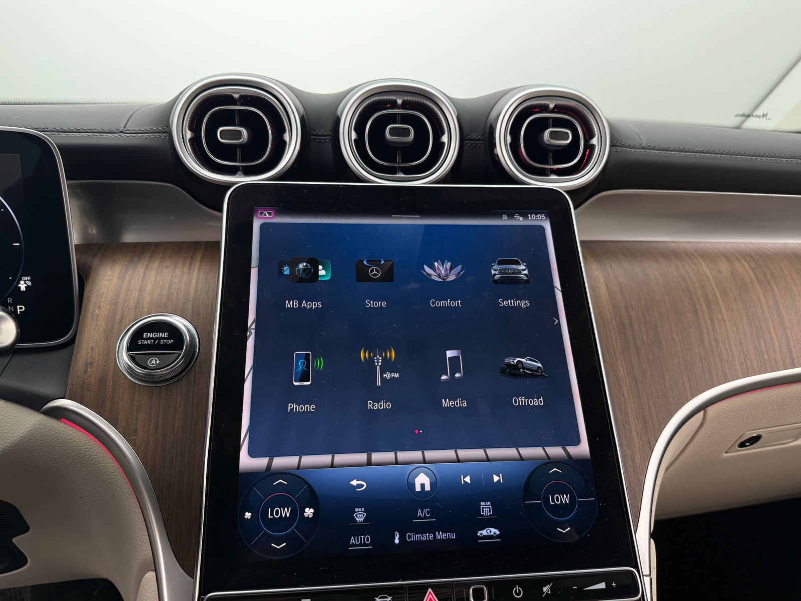 Thumbnail: 2023 Mercedes-Benz GLC - 3