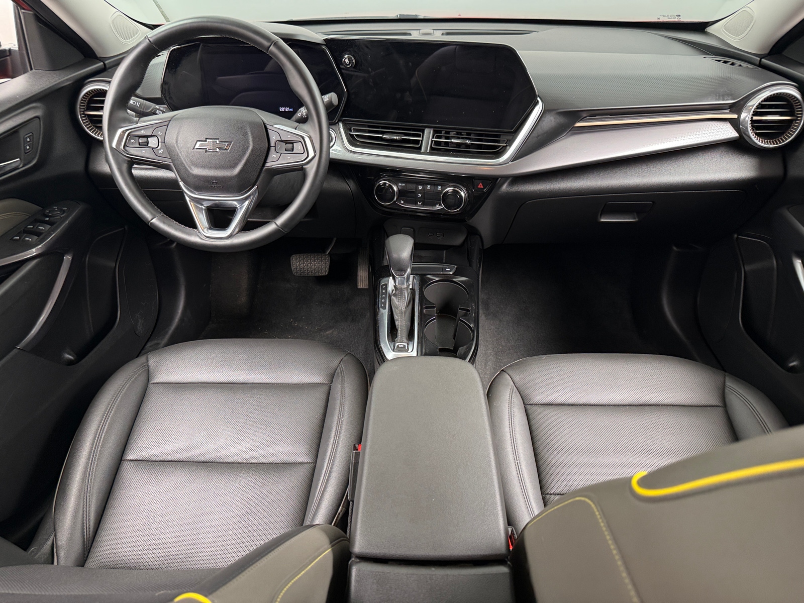 Thumbnail: 2024 Chevrolet Trax - 2