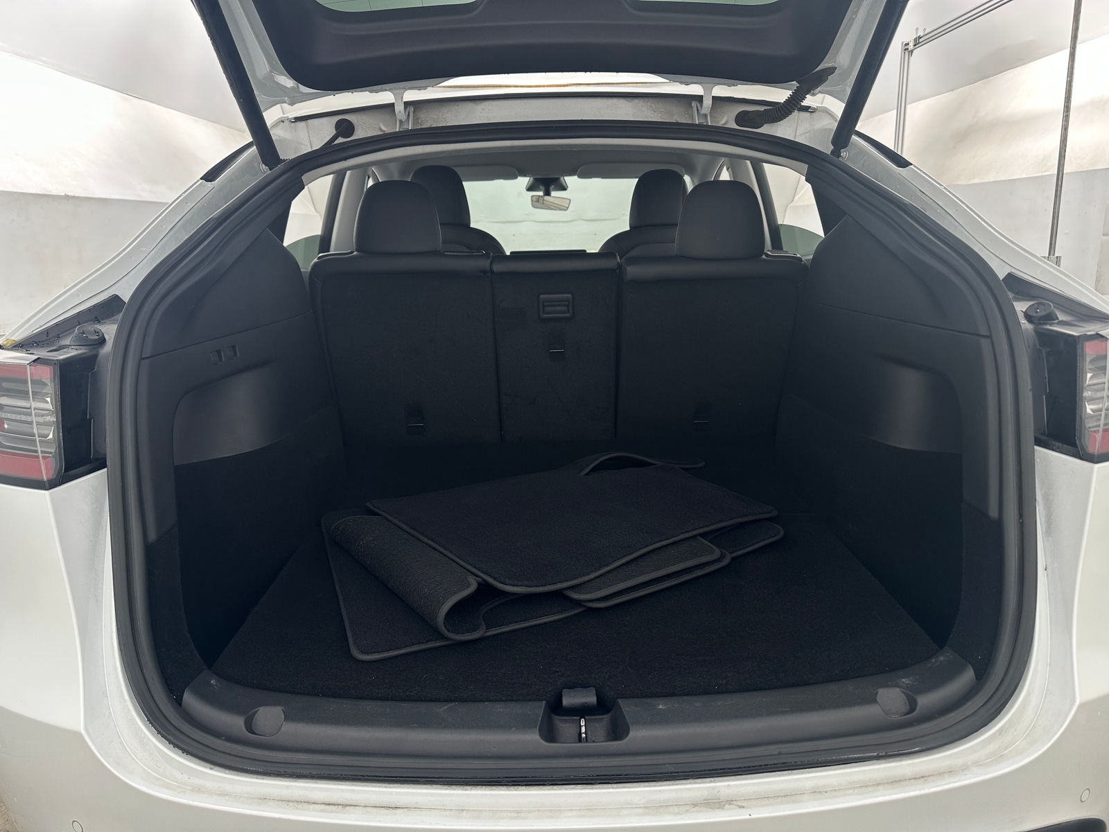 Thumbnail: 2020 Tesla Model Y - 5