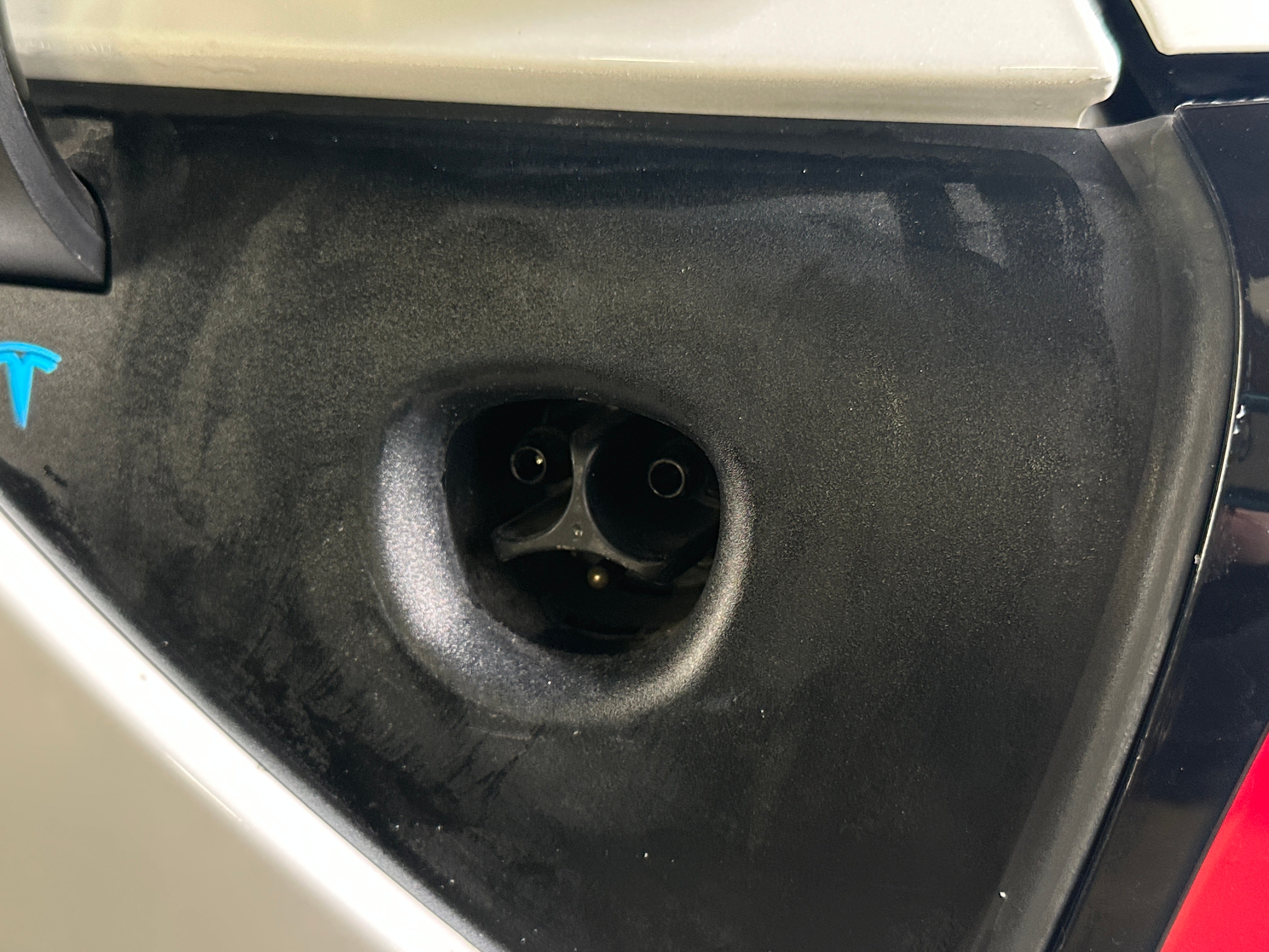 Used 2020 Tesla Model Y Long Range with VIN 5YJYGDEE0LF012715 for sale in Auburn, WA