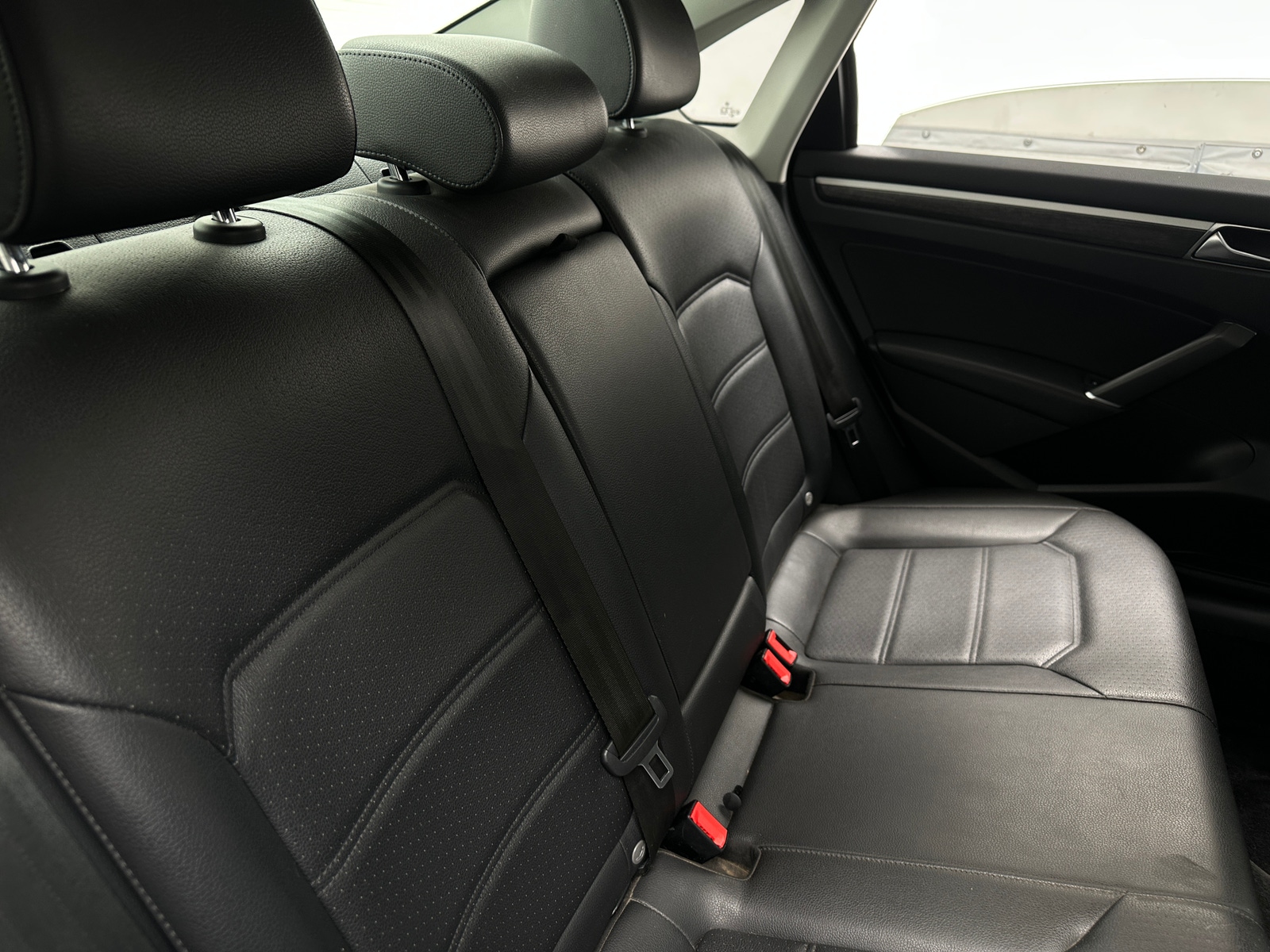 Thumbnail: 2018 Volkswagen Passat - 5