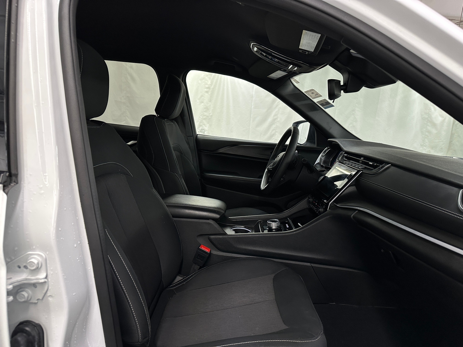 Thumbnail: 2024 Jeep Grand Cherokee L - 2