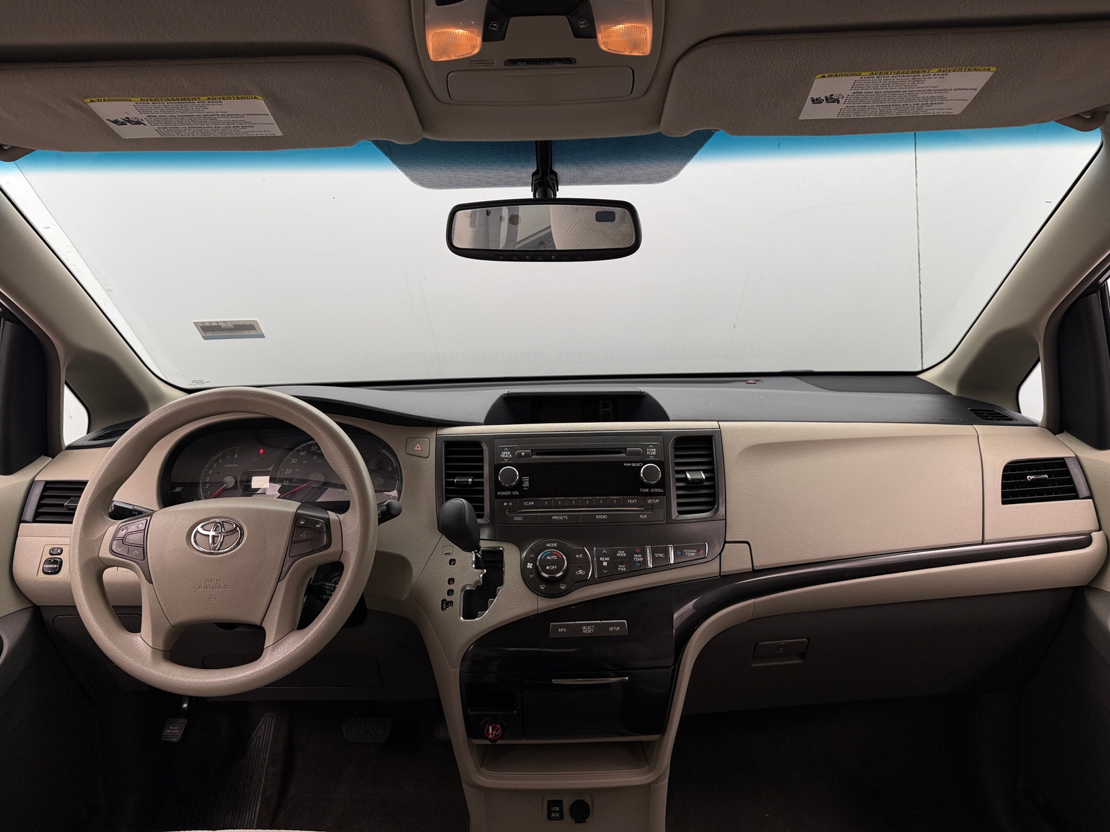 Thumbnail: 2013 Toyota Sienna - 3