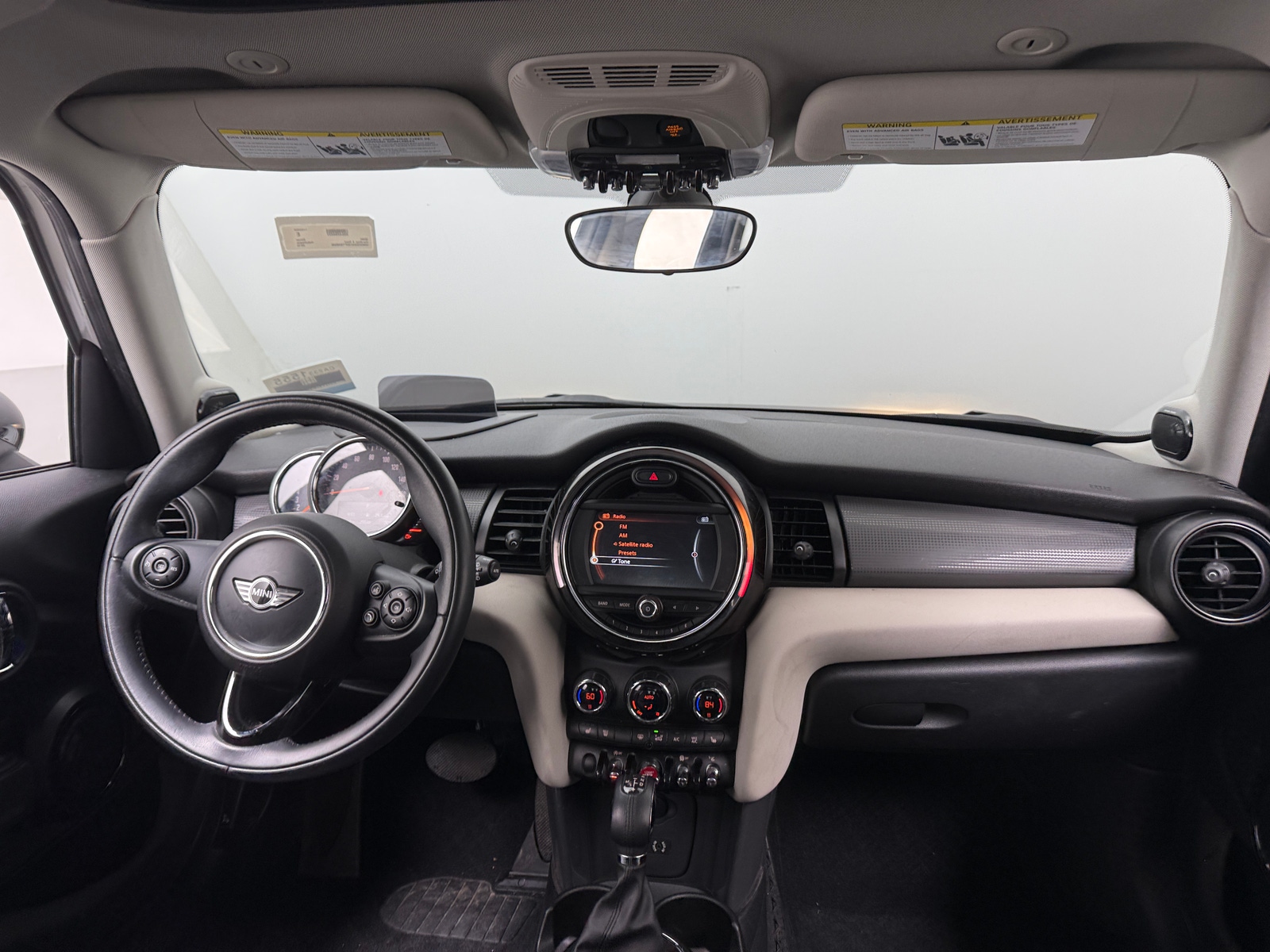 Thumbnail: 2015 MINI Cooper Hardtop - 3