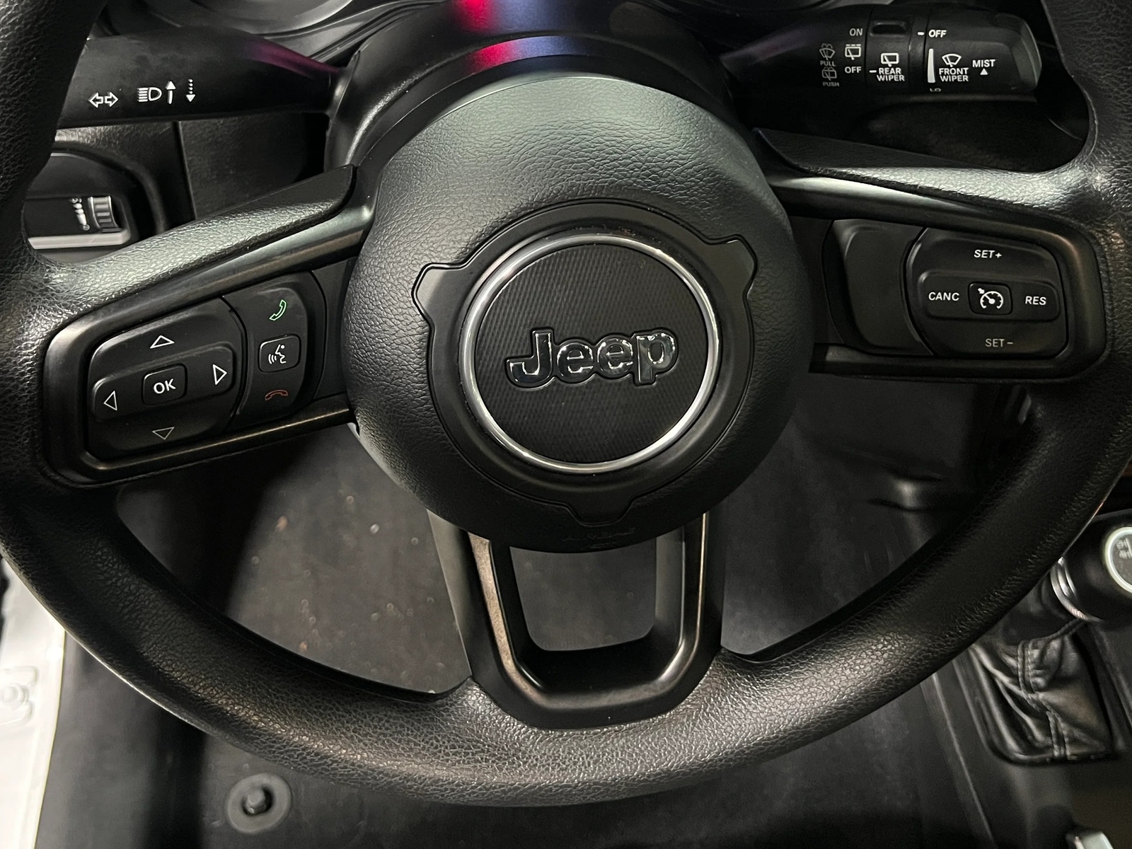 Thumbnail: 2024 Jeep Wrangler - 5