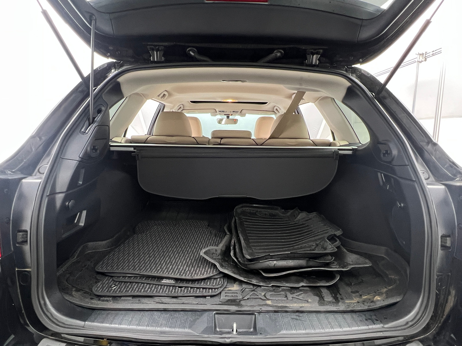 Thumbnail: 2018 Subaru Outback - 6