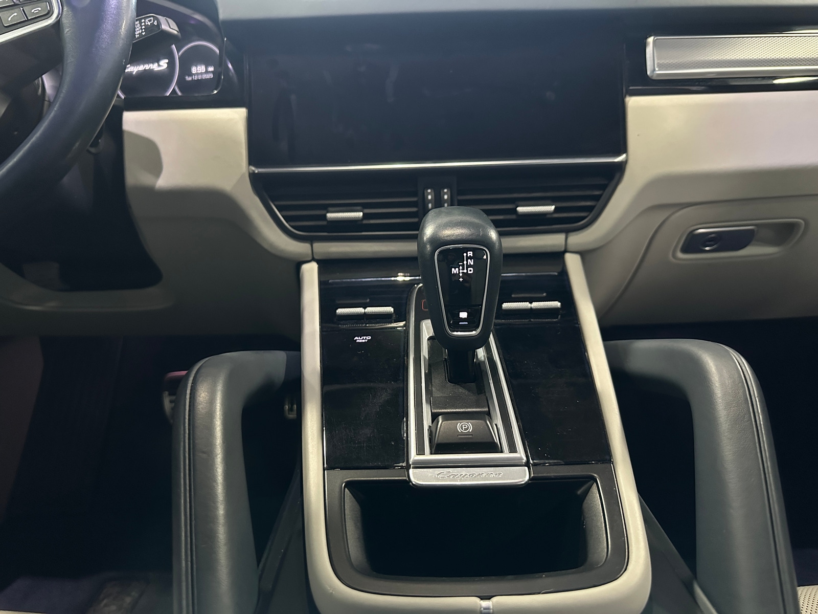 Thumbnail: 2019 Porsche Cayenne - 3