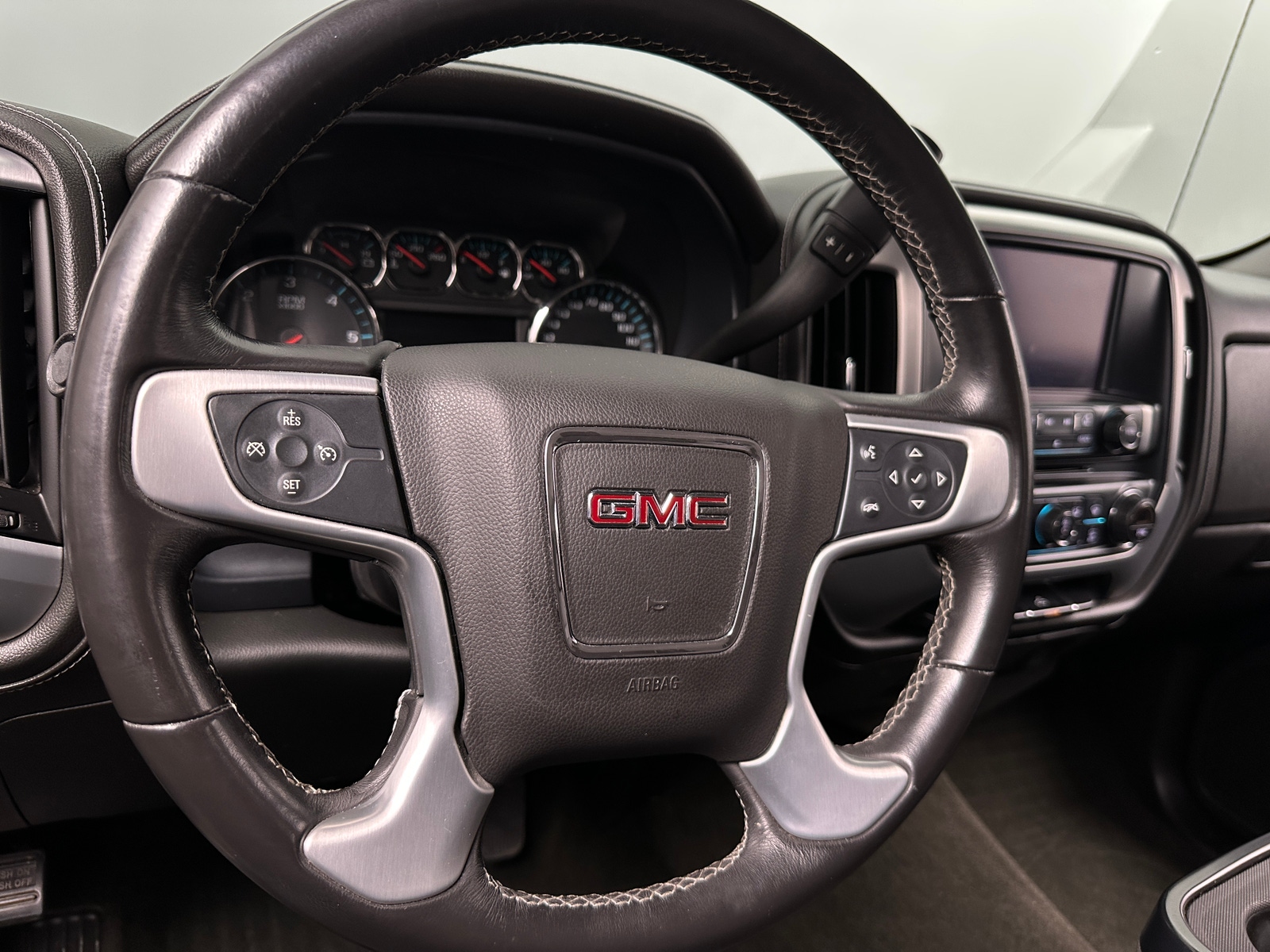 Thumbnail: 2017 GMC Sierra 1500 - 5