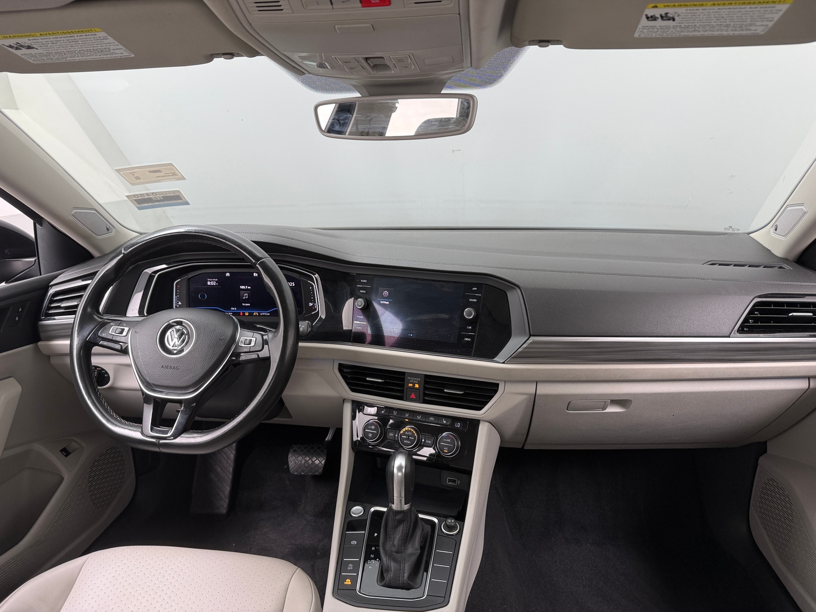 Thumbnail: 2019 Volkswagen Jetta - 2