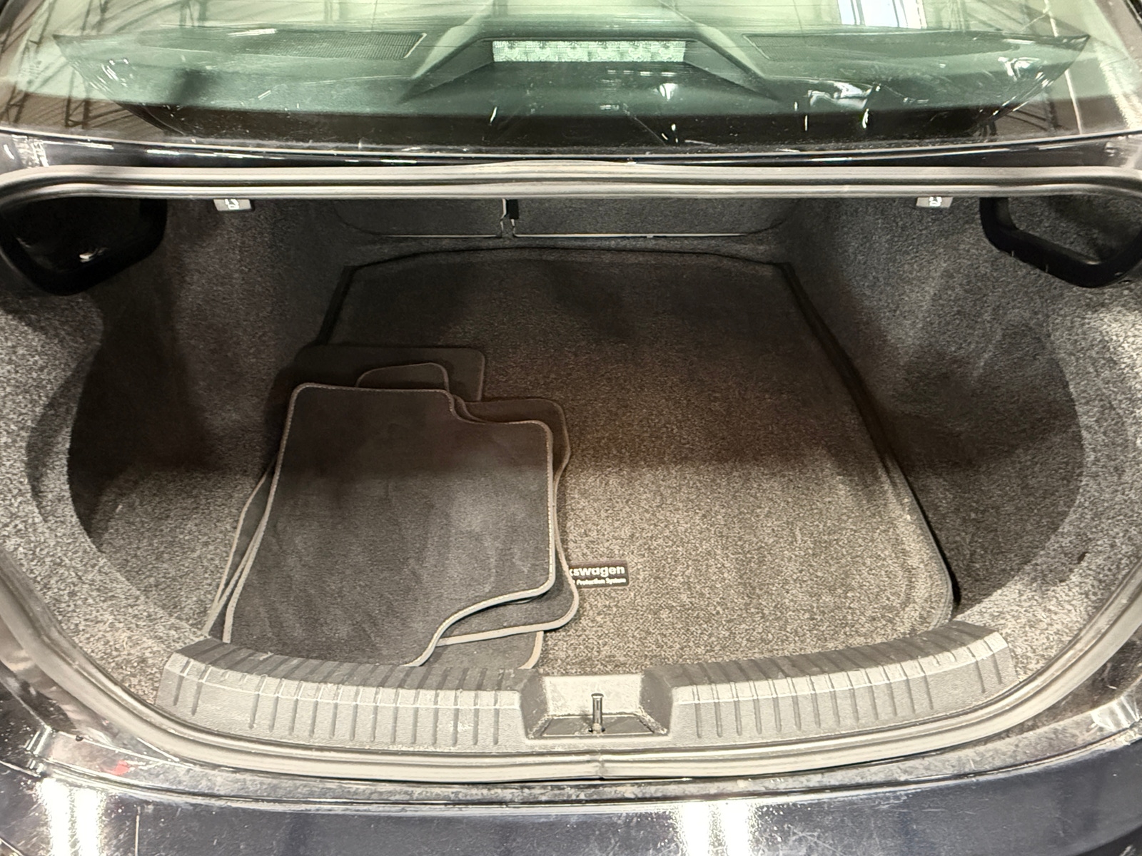 Thumbnail: 2019 Volkswagen Jetta - 6