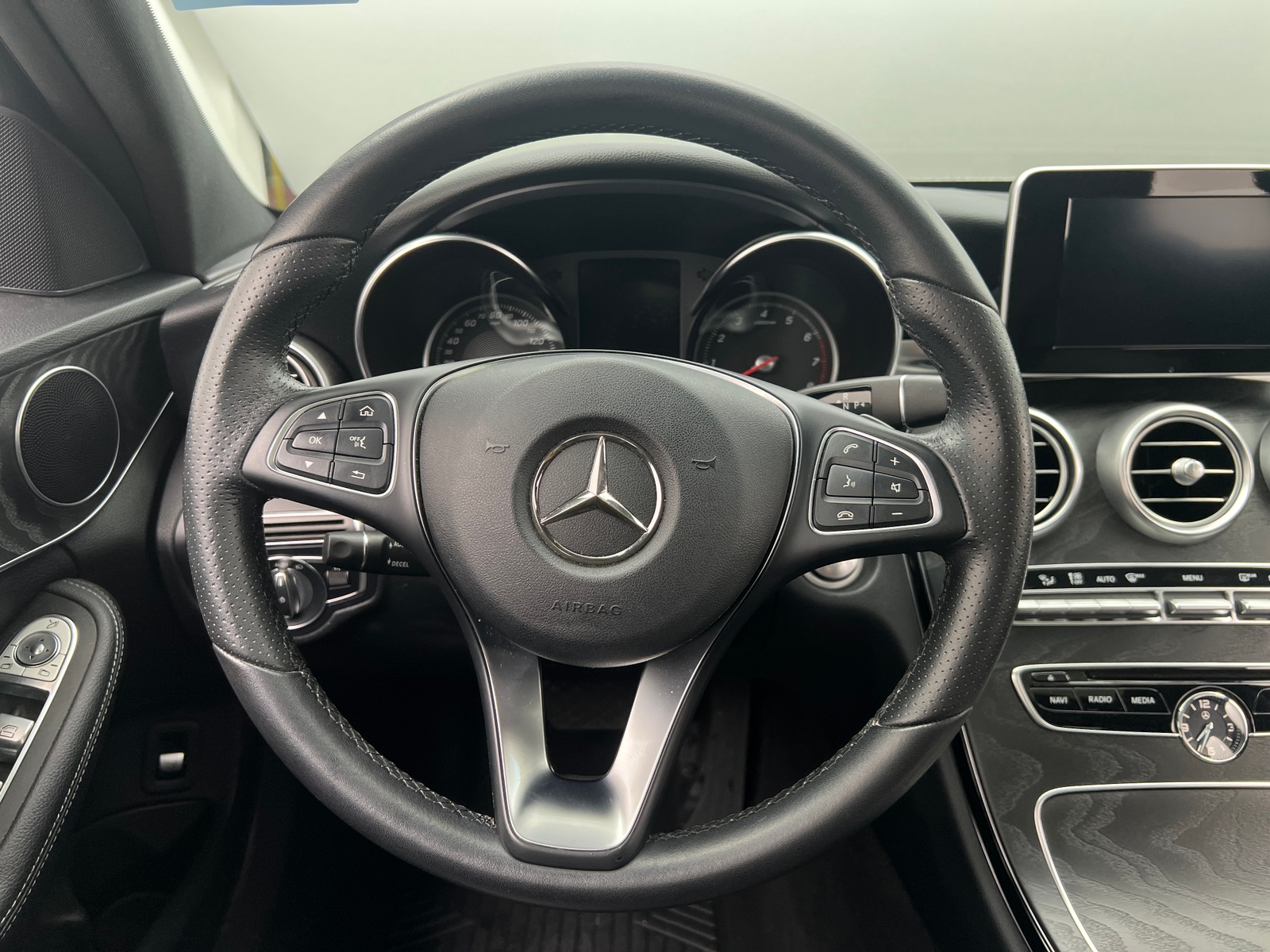 Thumbnail: 2018 Mercedes-Benz C-Class - 4