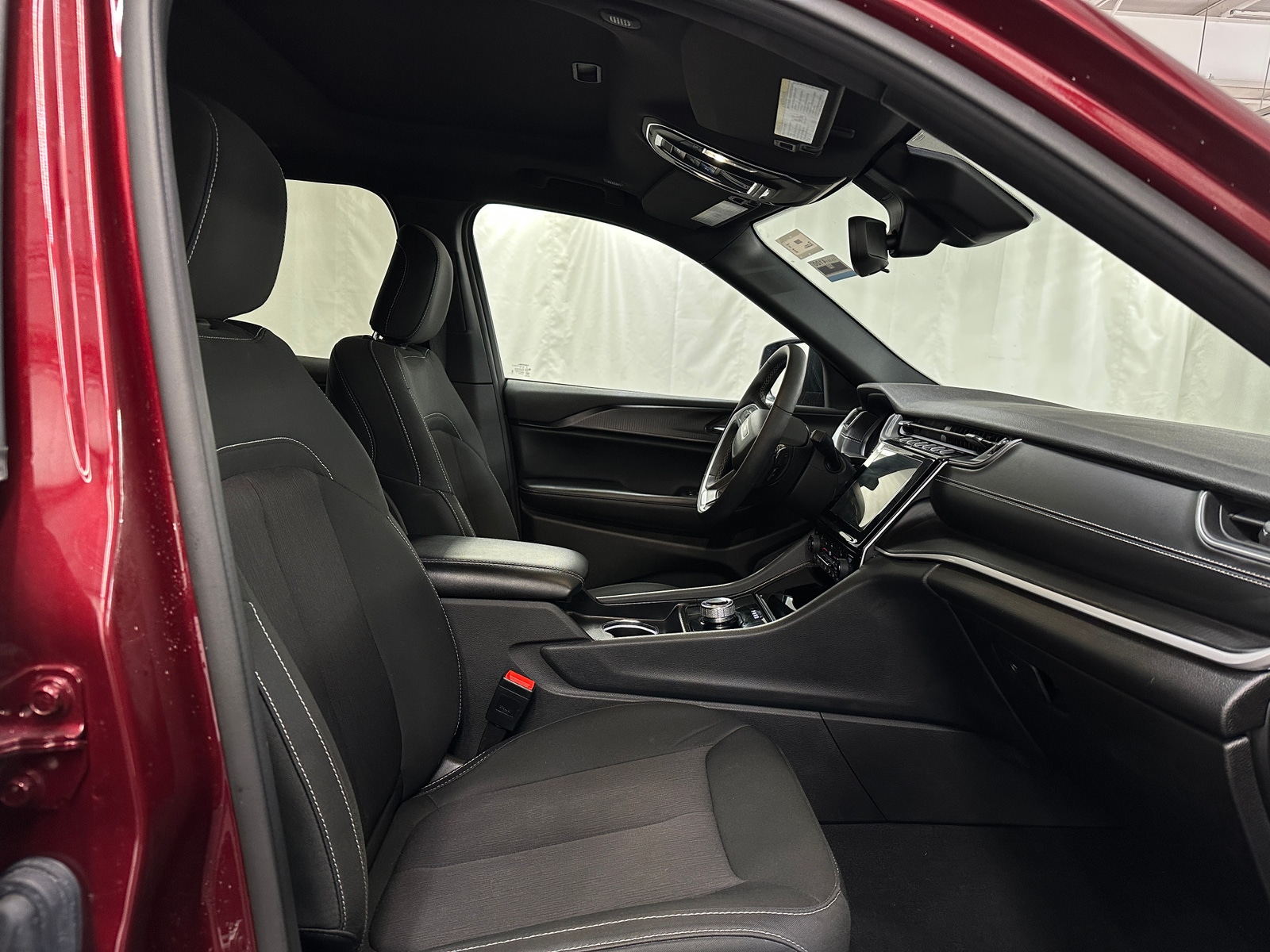 Thumbnail: 2024 Jeep Grand Cherokee L - 2