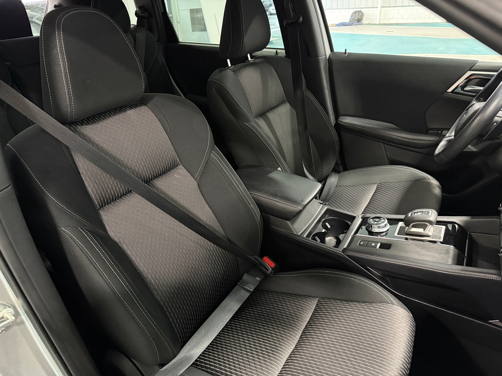 Thumbnail: 2022 Mitsubishi Outlander - 2