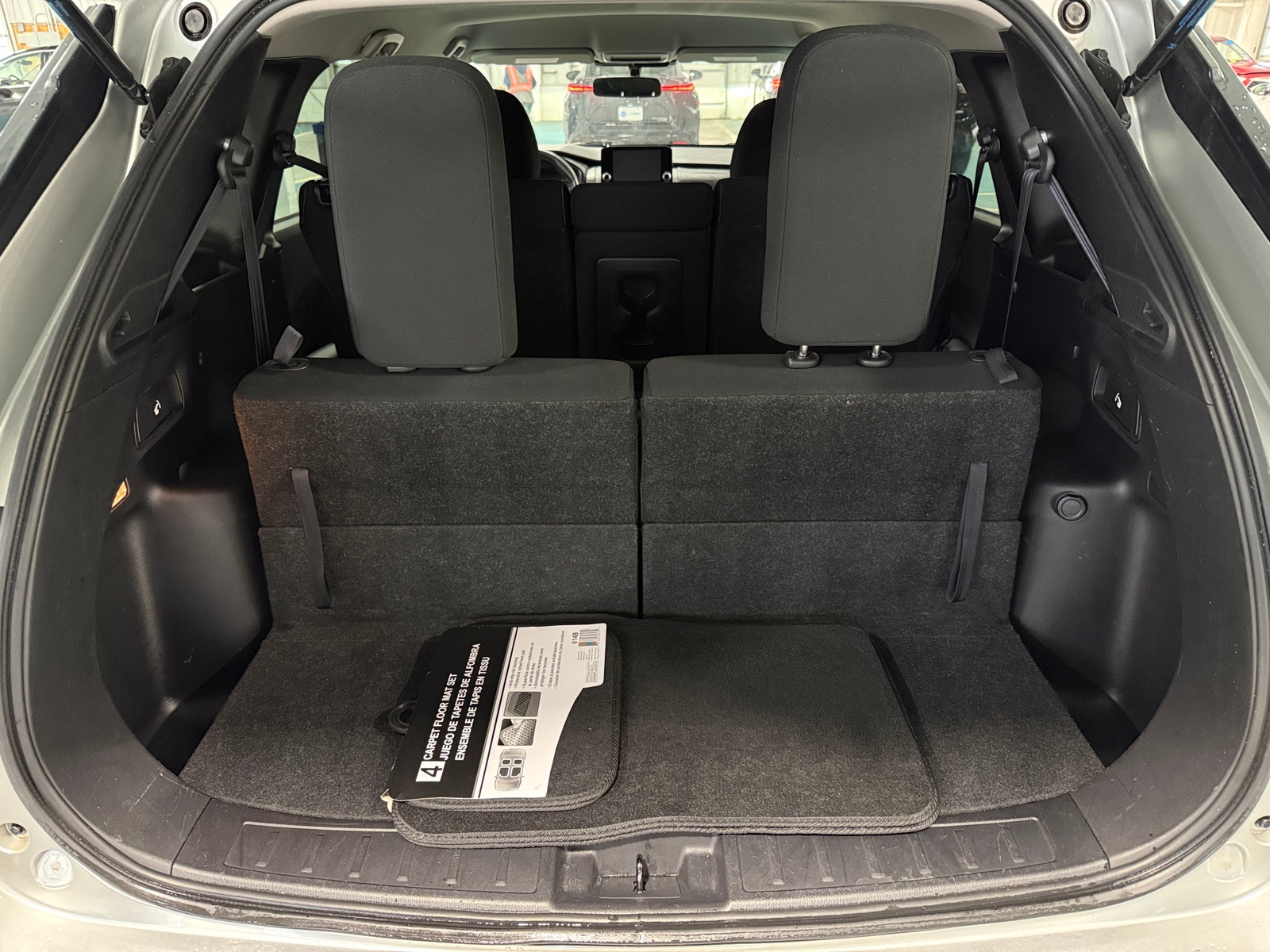 Thumbnail: 2022 Mitsubishi Outlander - 7