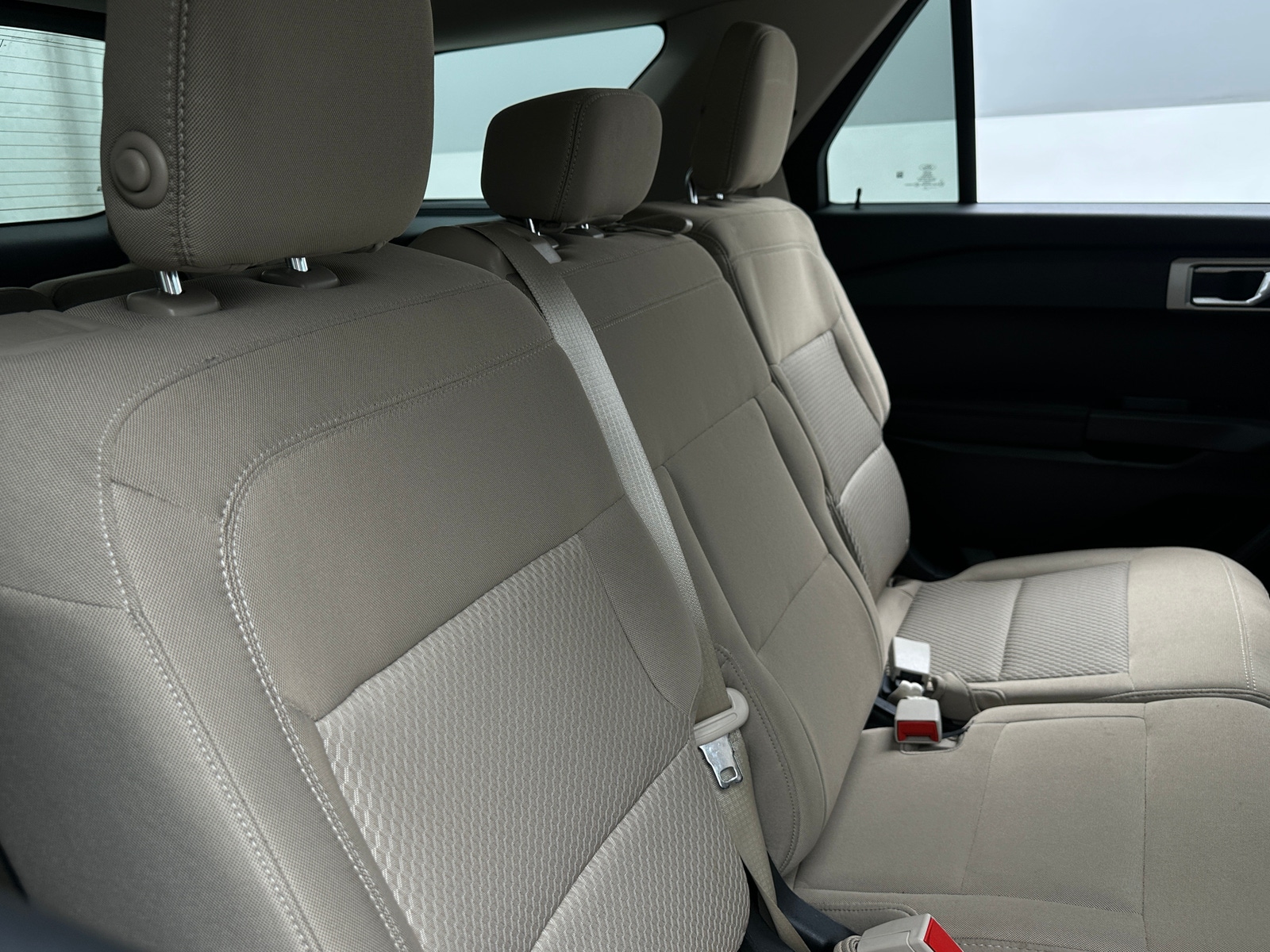 Thumbnail: 2020 Ford Explorer - 6