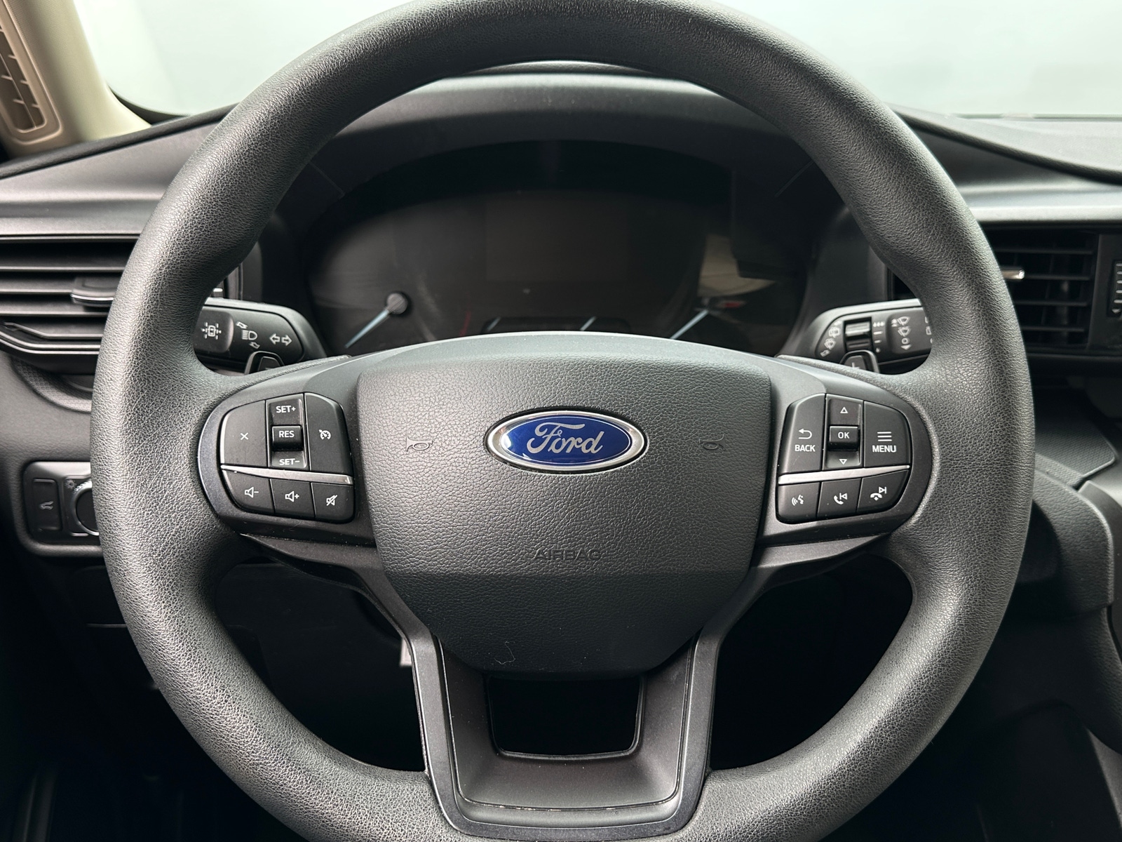 Thumbnail: 2020 Ford Explorer - 5