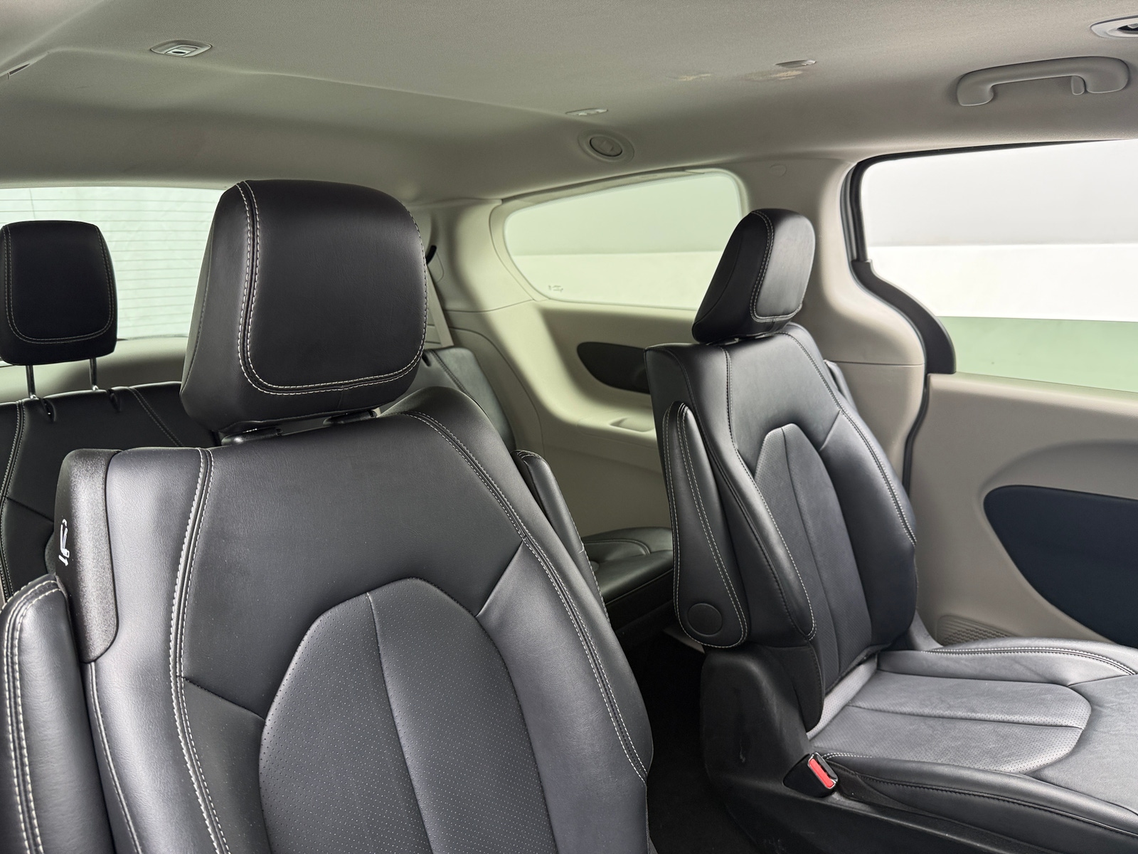 Thumbnail: 2024 Chrysler Pacifica - 5