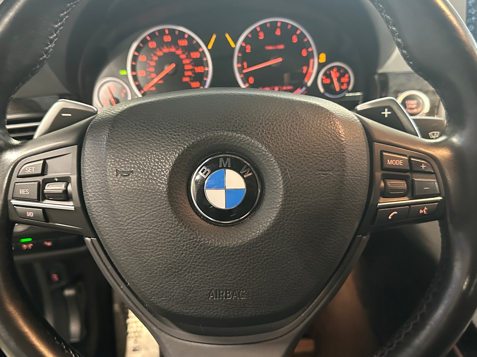 Thumbnail: 2013 BMW 6 Series - 3