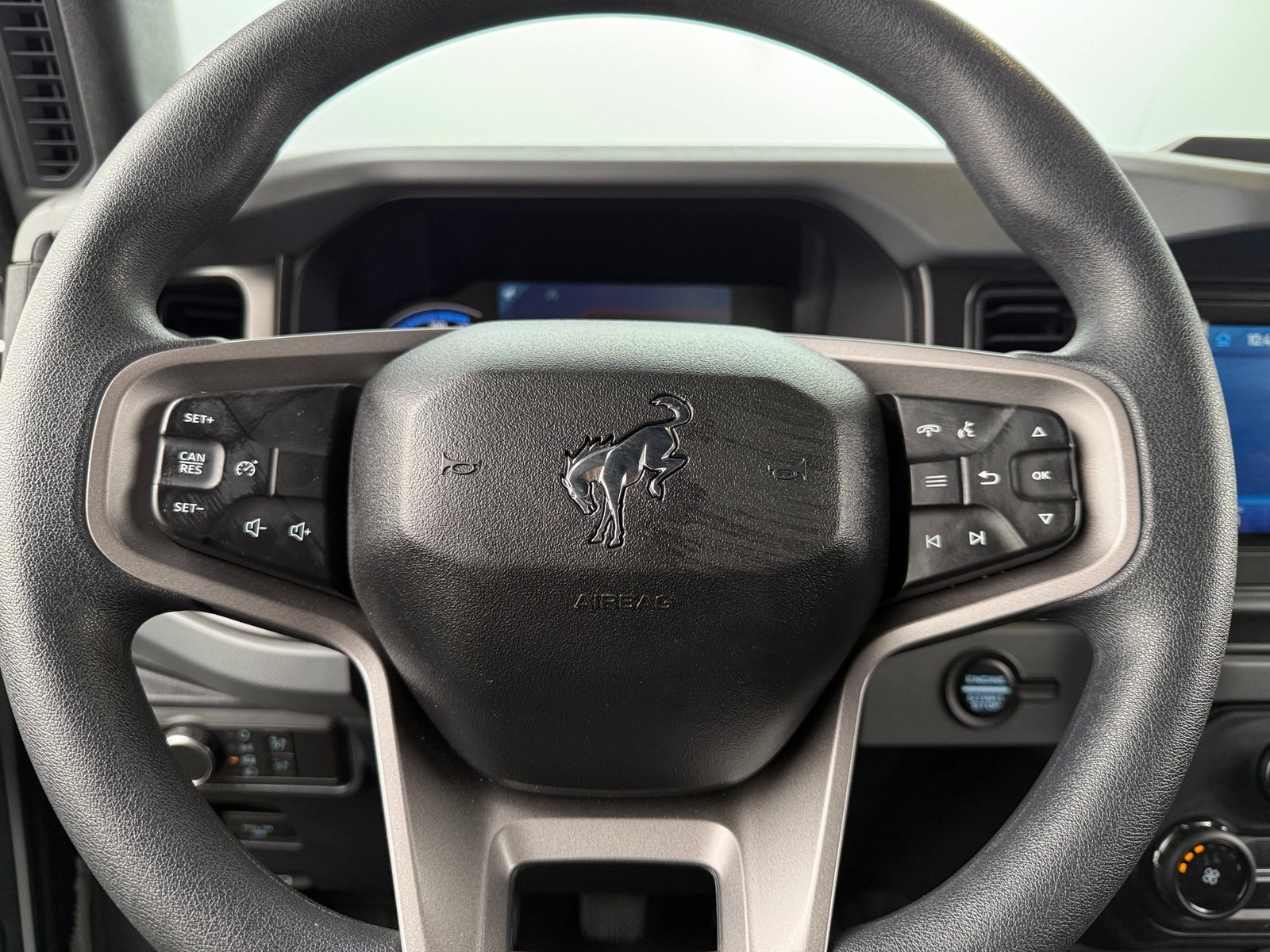 Thumbnail: 2022 Ford Bronco - 5