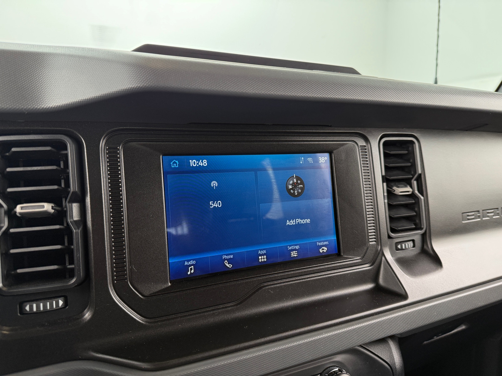 Thumbnail: 2022 Ford Bronco - 4