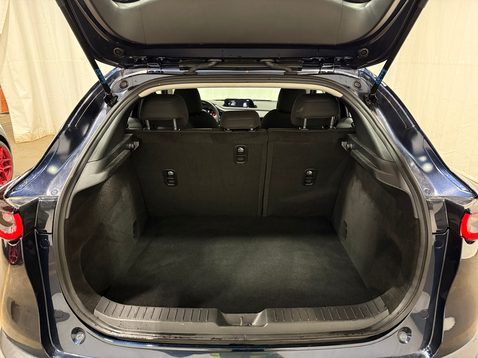 Thumbnail: 2023 Mazda CX-30 - 7