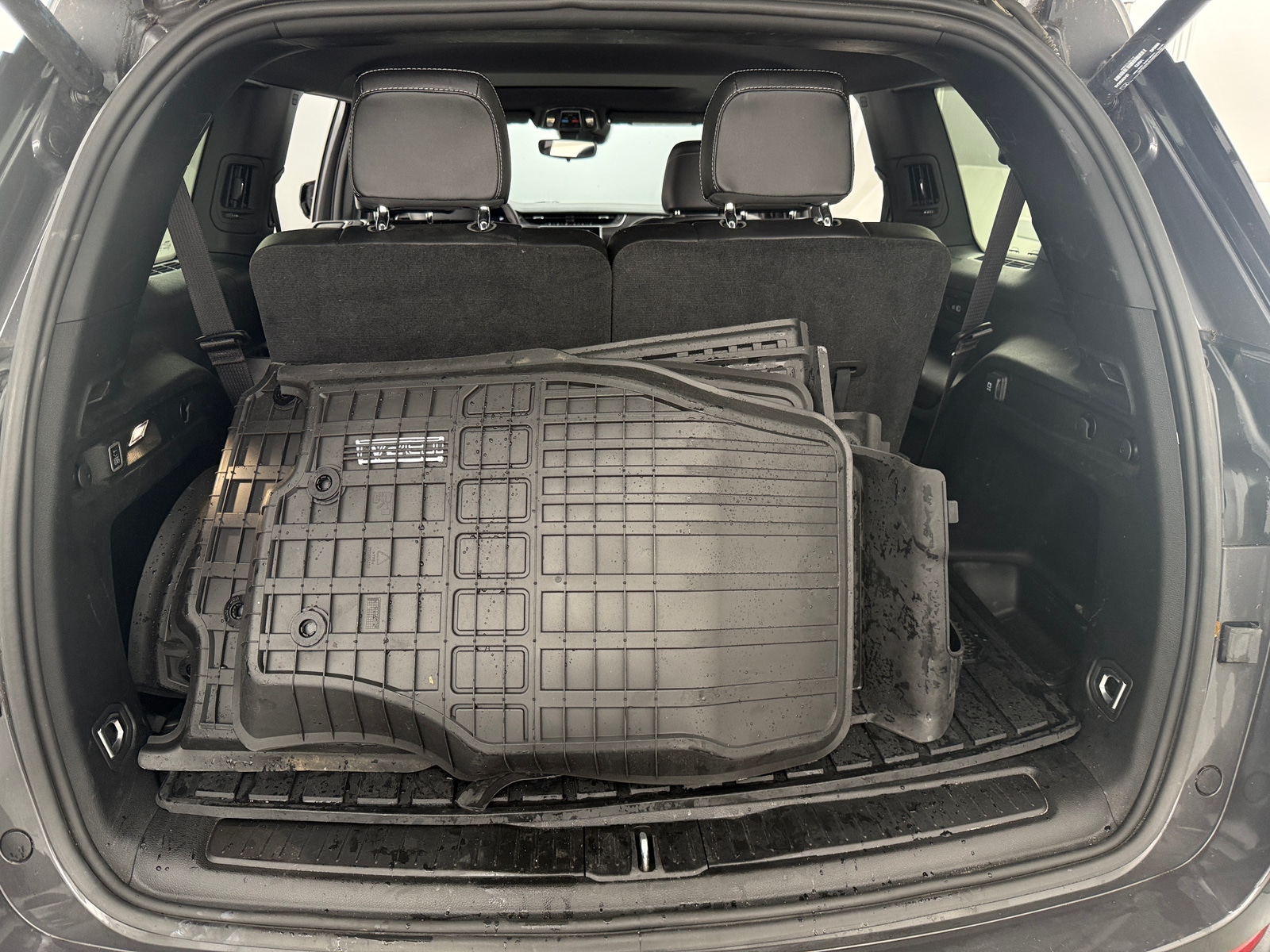 Thumbnail: 2023 Jeep Grand Cherokee L - 6