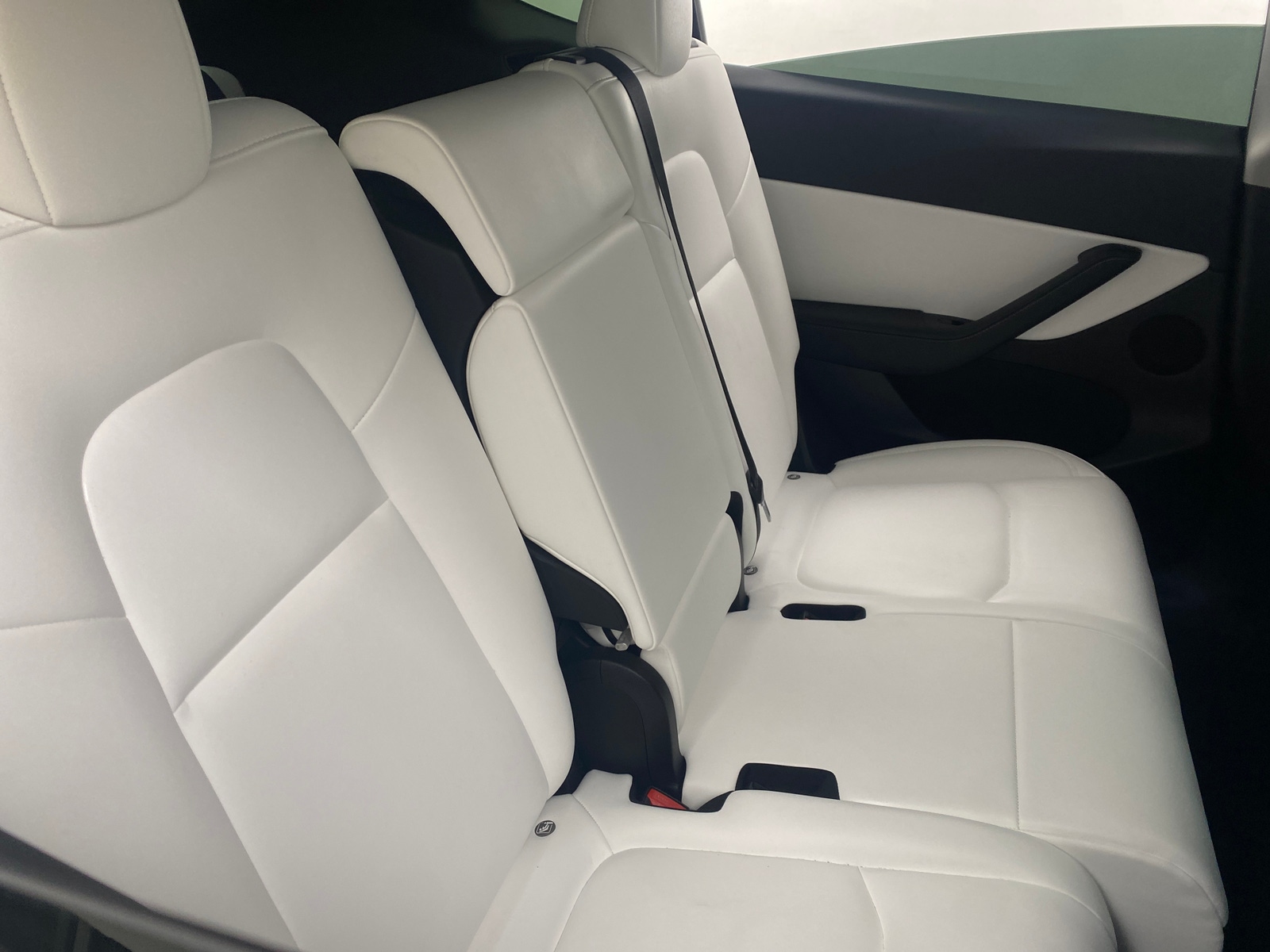 Thumbnail: 2022 Tesla Model Y - 4