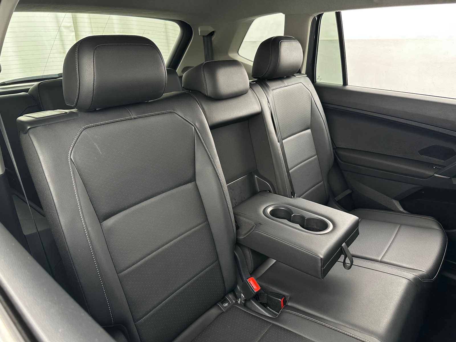 Thumbnail: 2018 Volkswagen Tiguan - 5