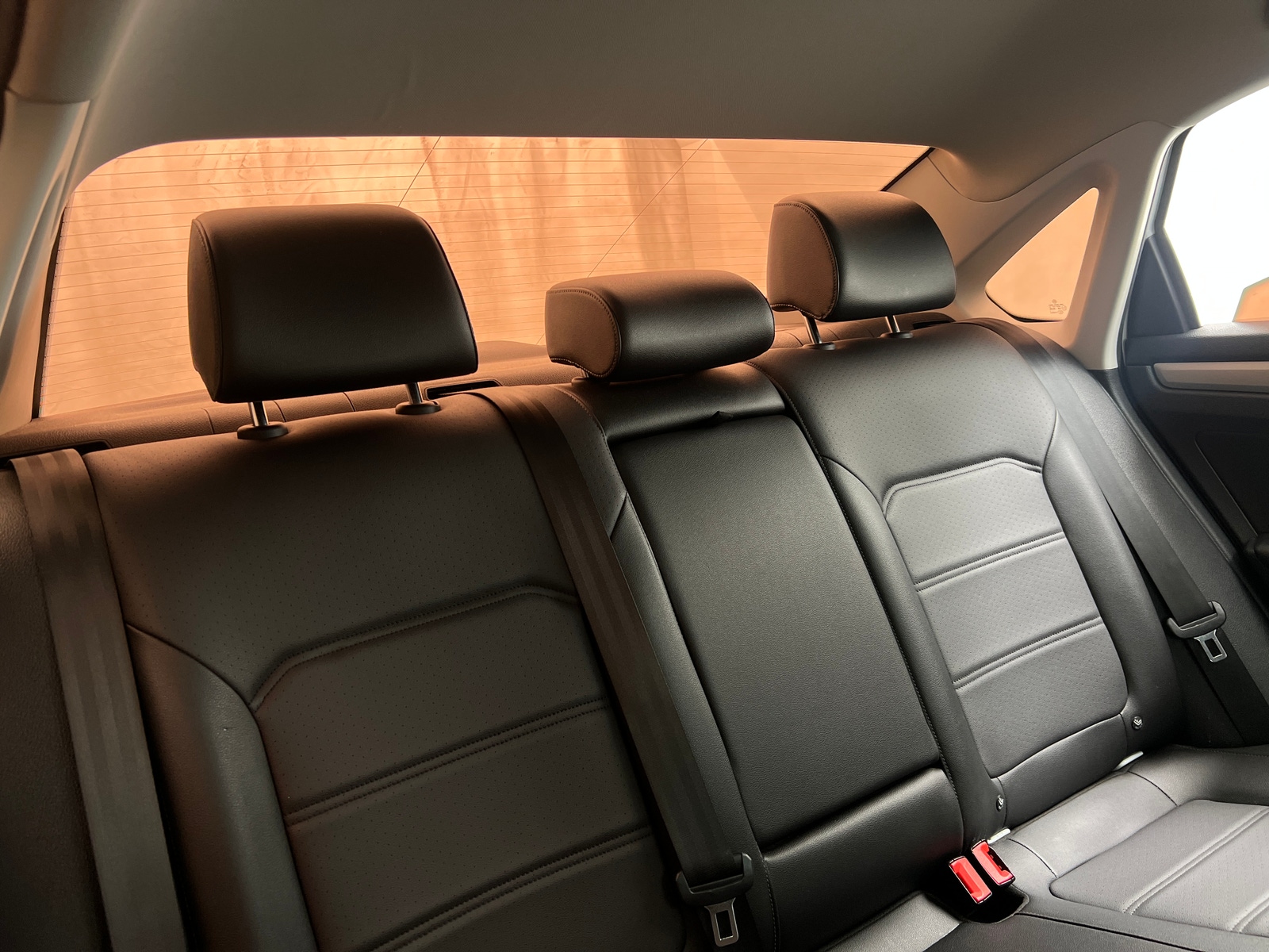 Thumbnail: 2021 Volkswagen Passat - 5