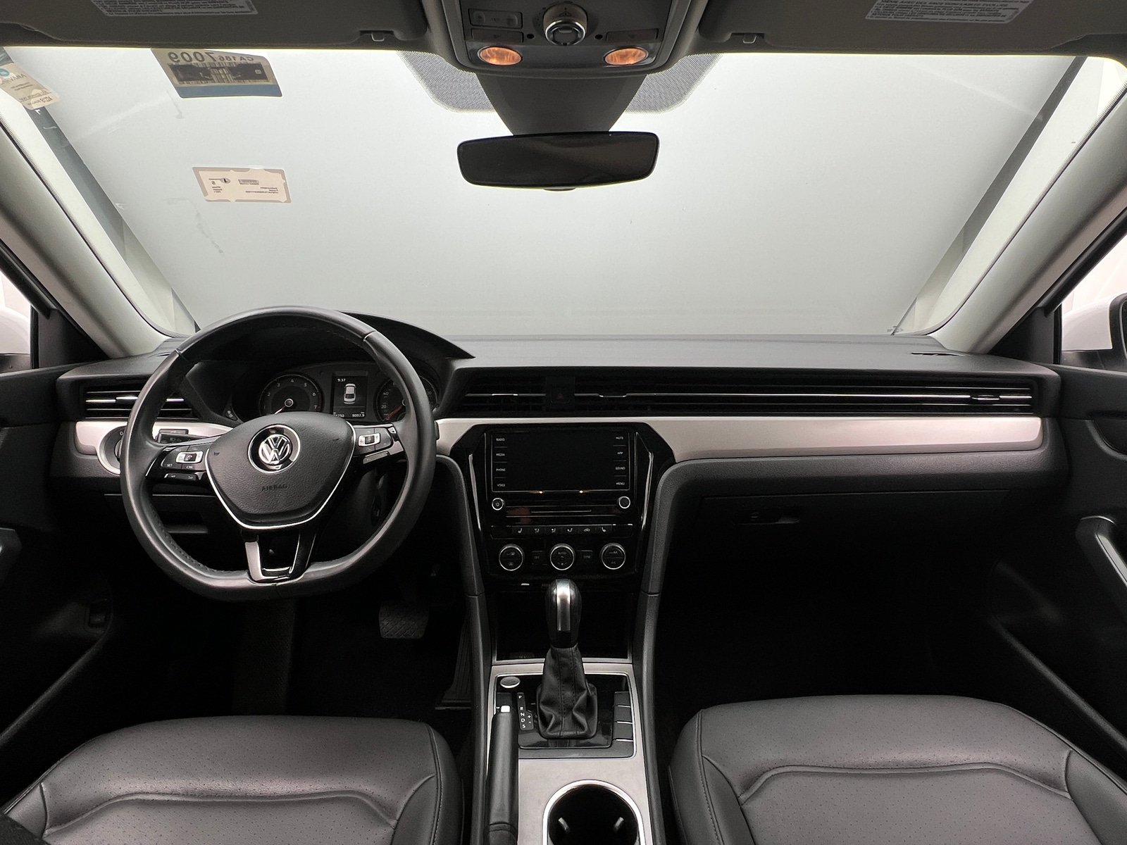 Thumbnail: 2021 Volkswagen Passat - 2