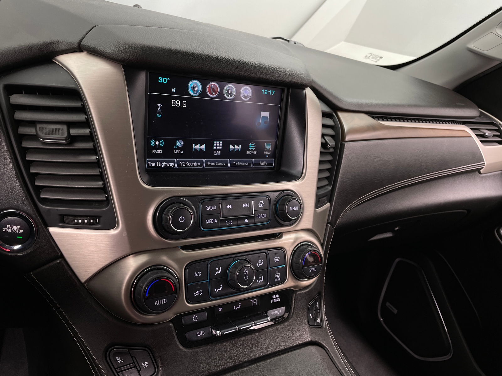 Thumbnail: 2020 GMC Yukon - 3